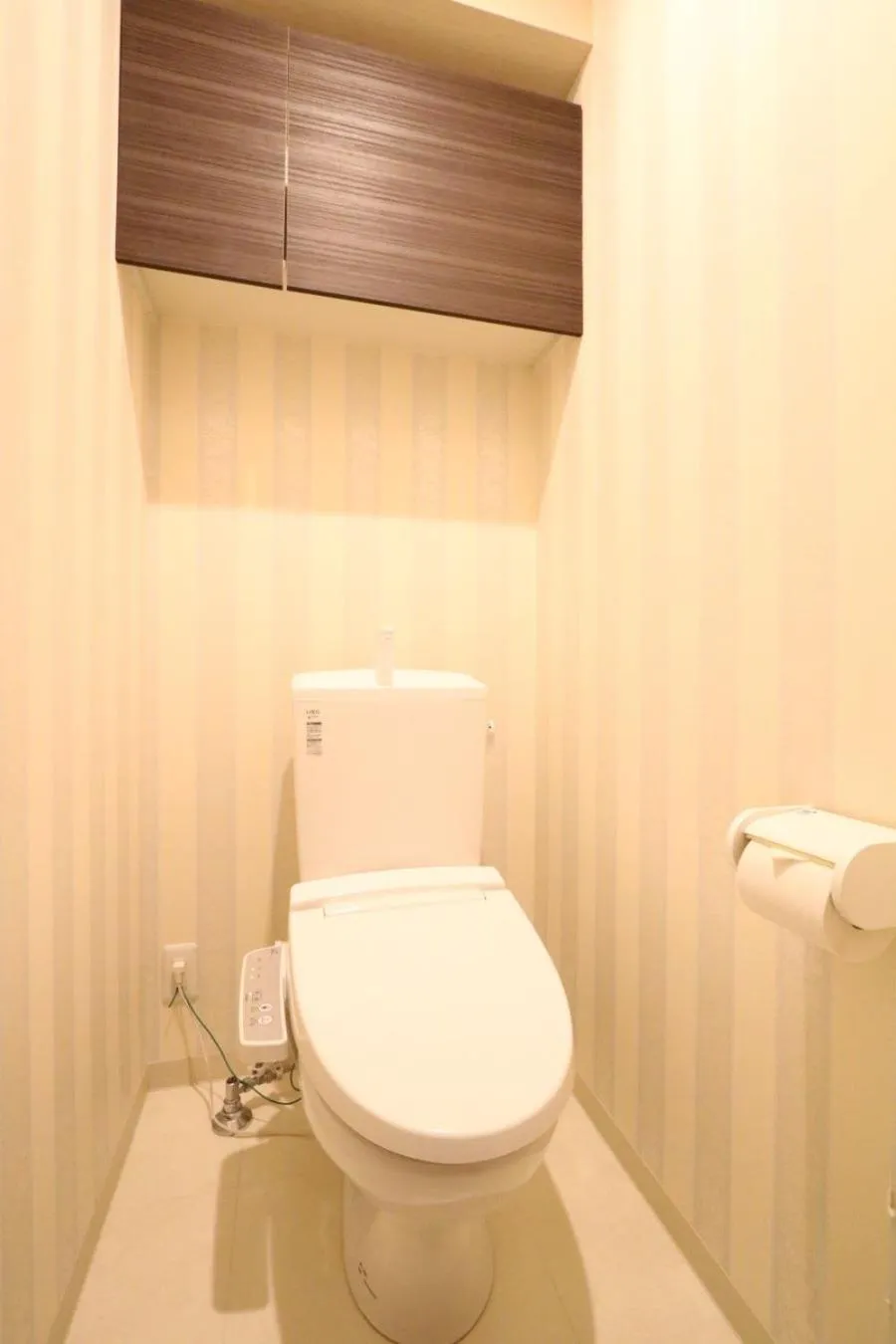 Toilet in Tokyo Tourist Inn
