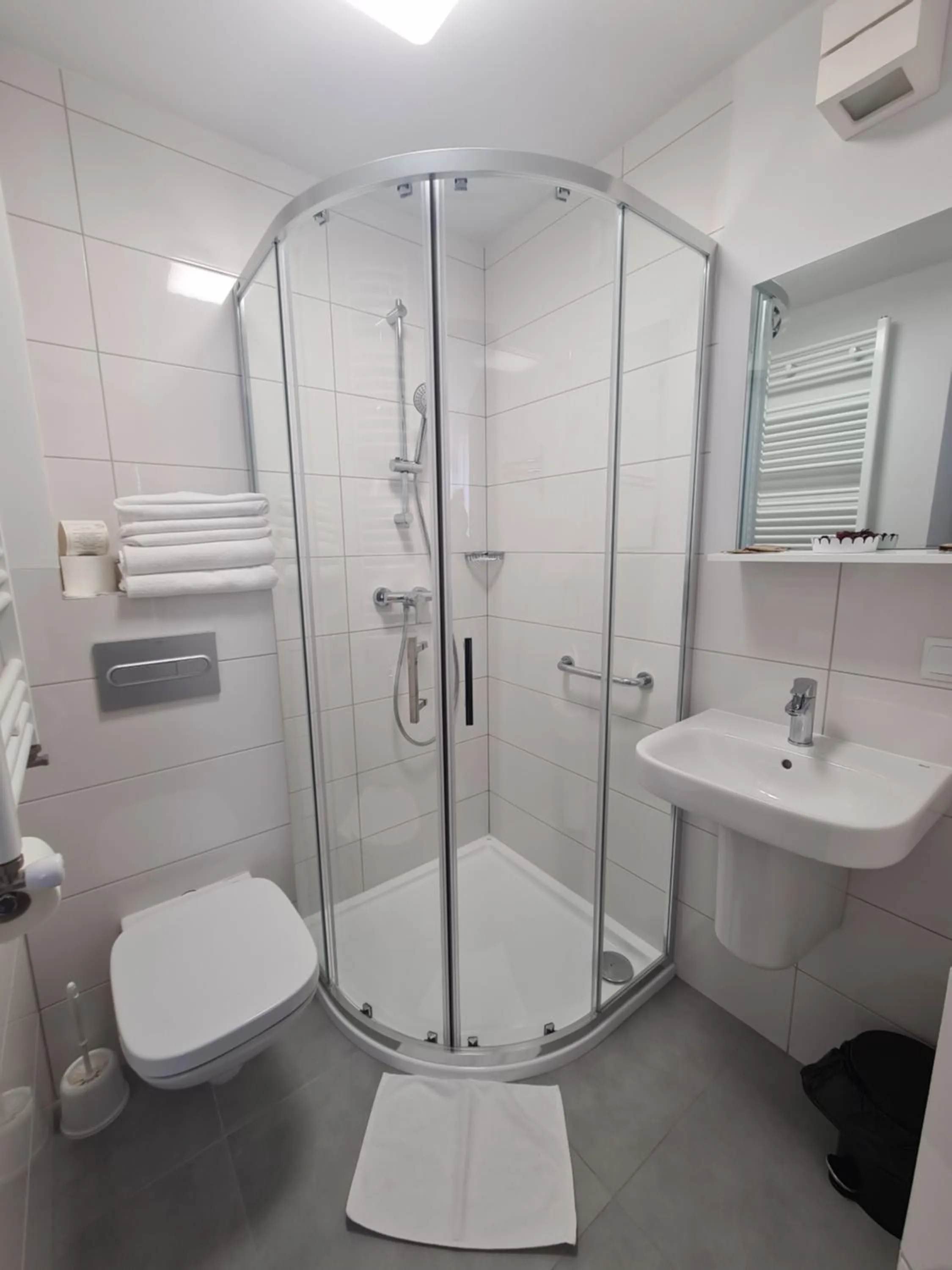 Shower in Willa Czarnieckiego