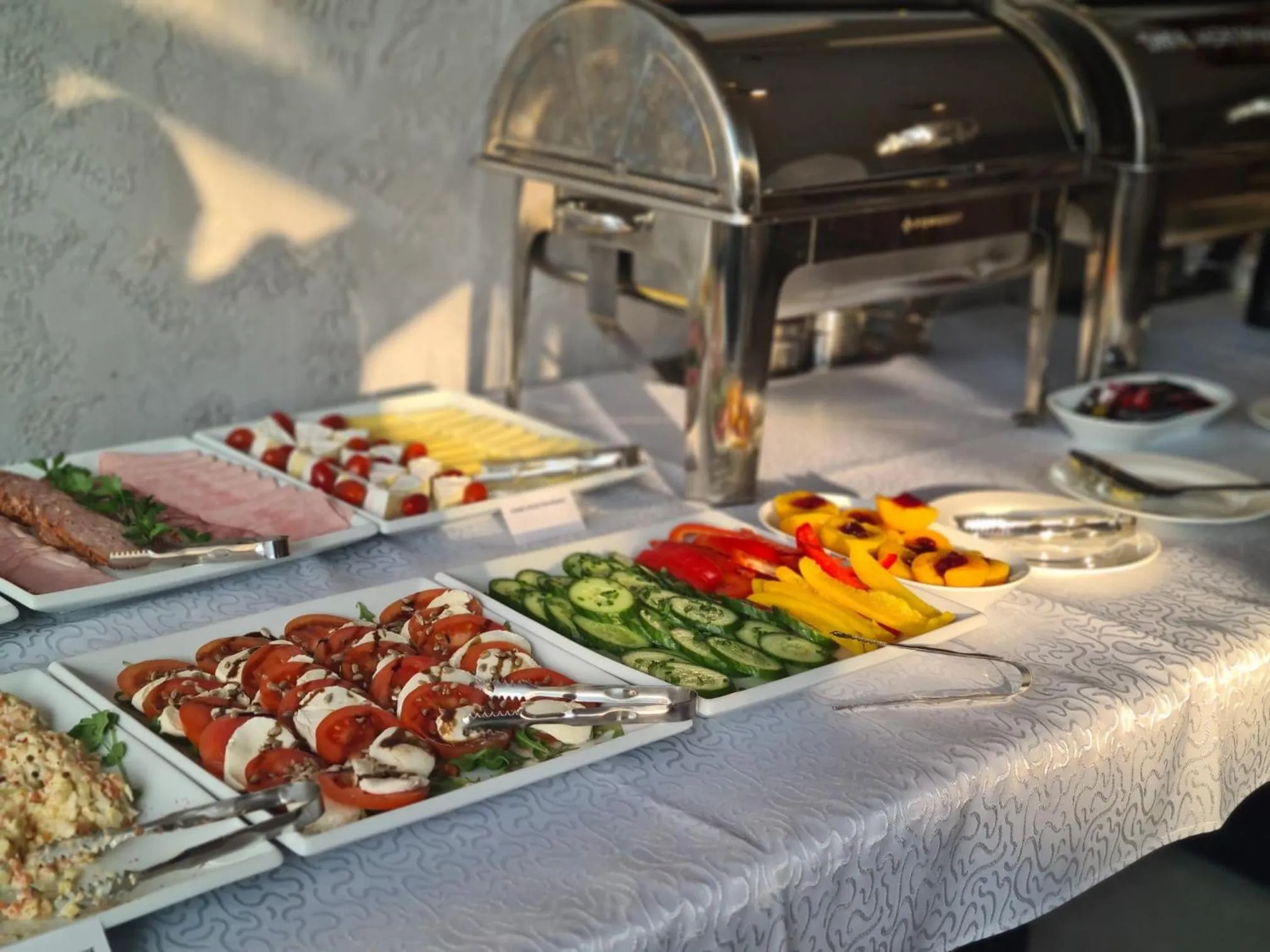 Restaurant/places to eat in Willa Czarnieckiego