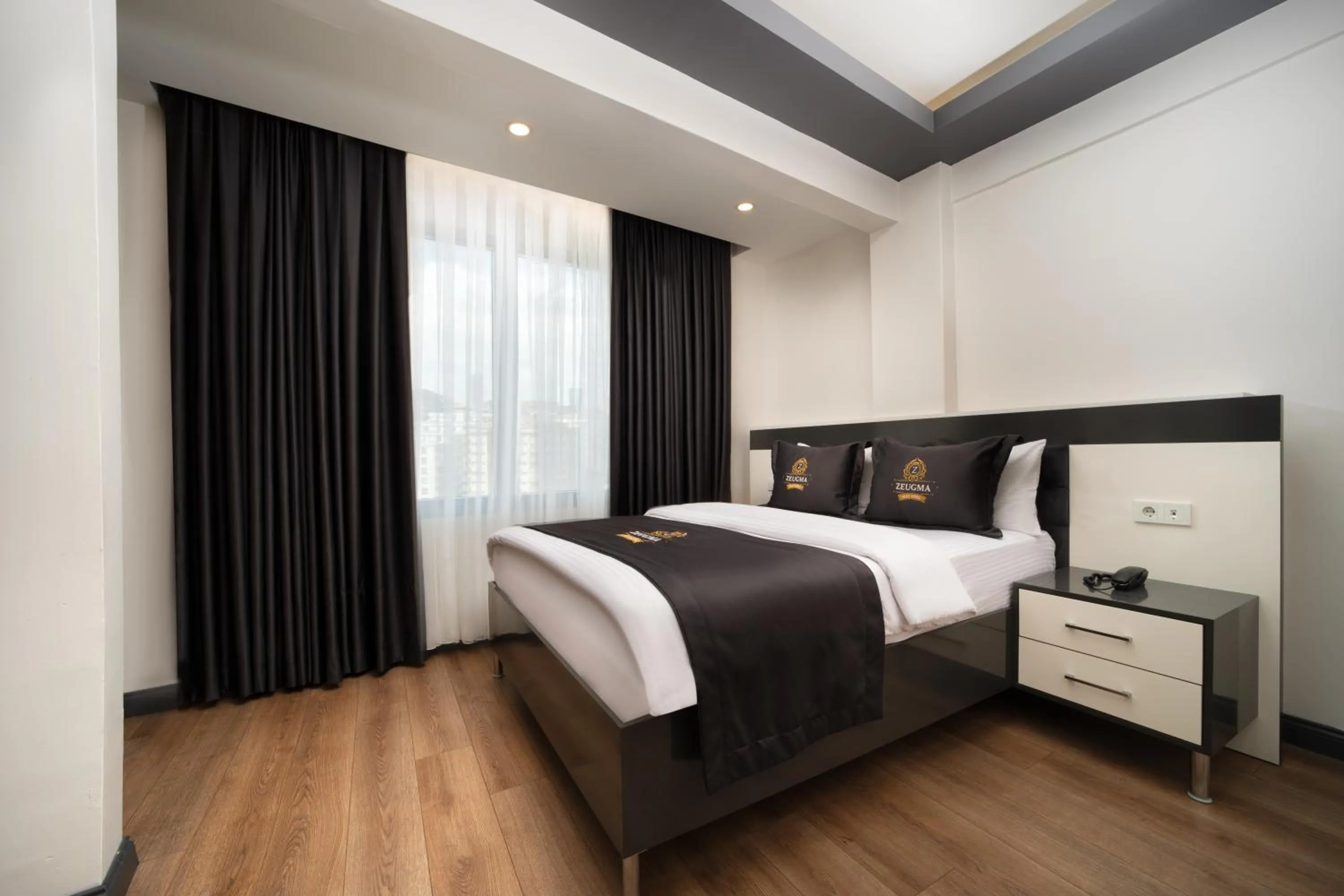 Bed in Bakırköy Zeugma Suit Otel