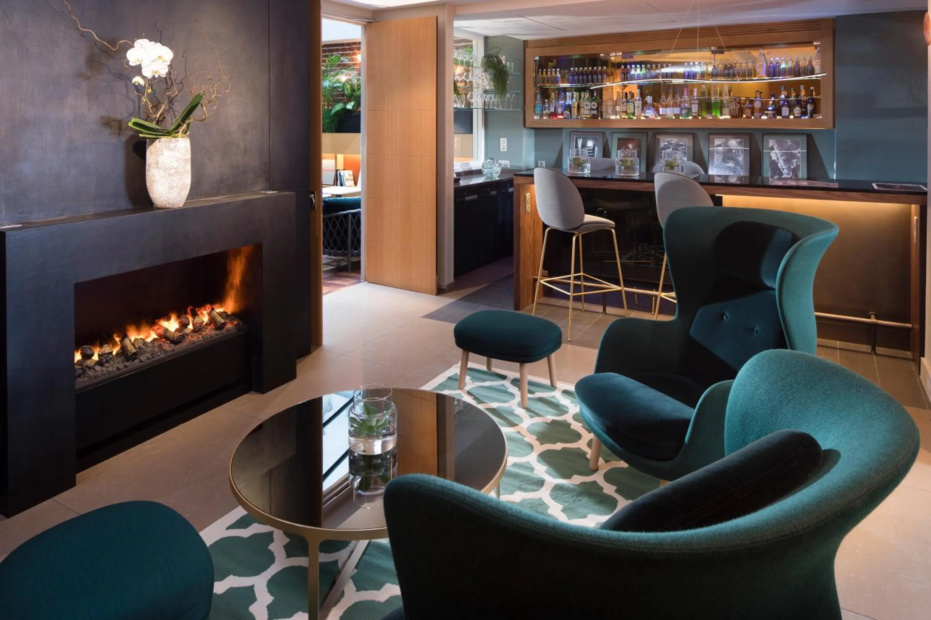 Lounge or bar in Hotel Le Six