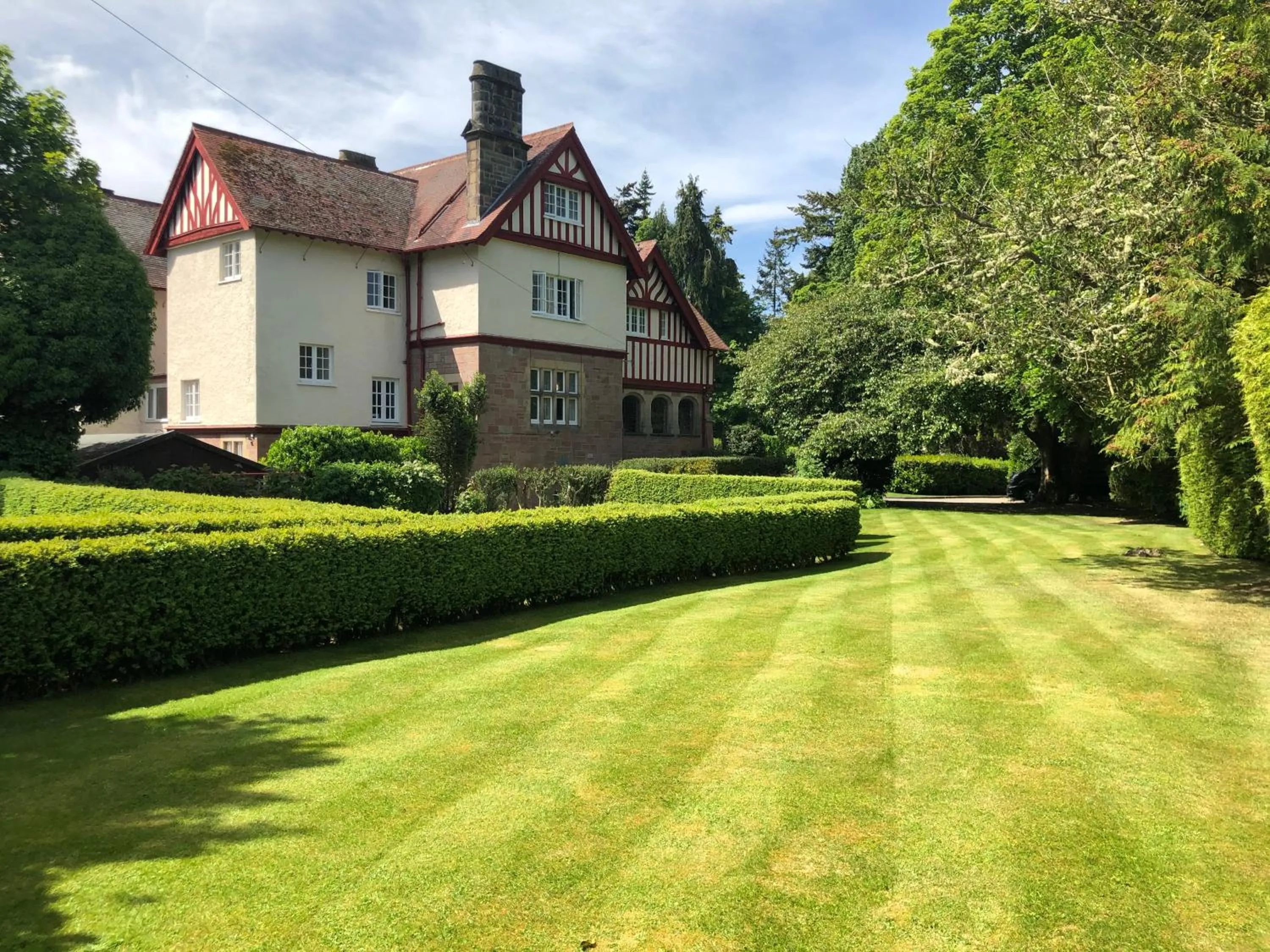 Garden in Rossal House Apartments, Inverness, Highlands
