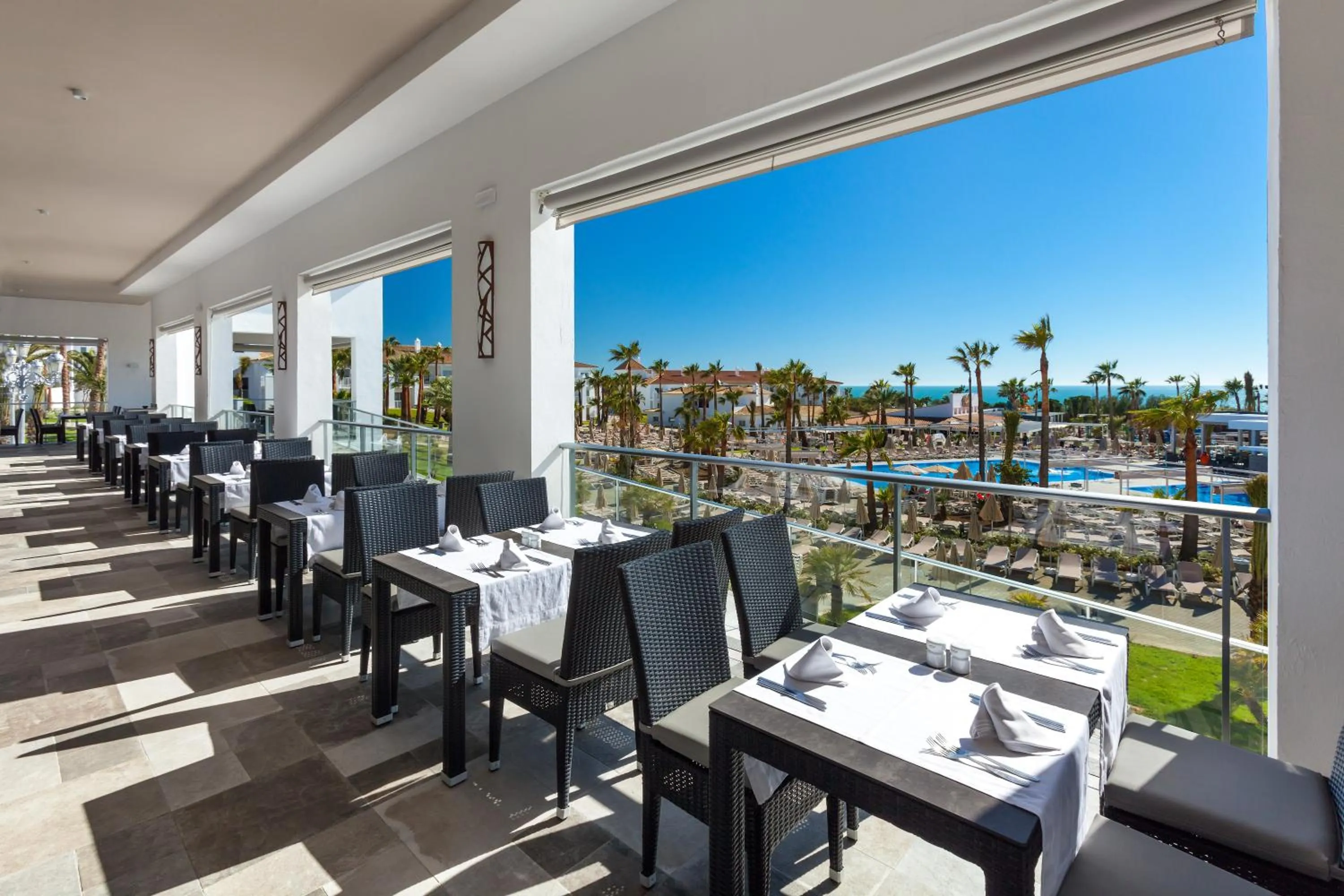 Restaurant/places to eat in Hotel Riu Chiclana - All Inclusive