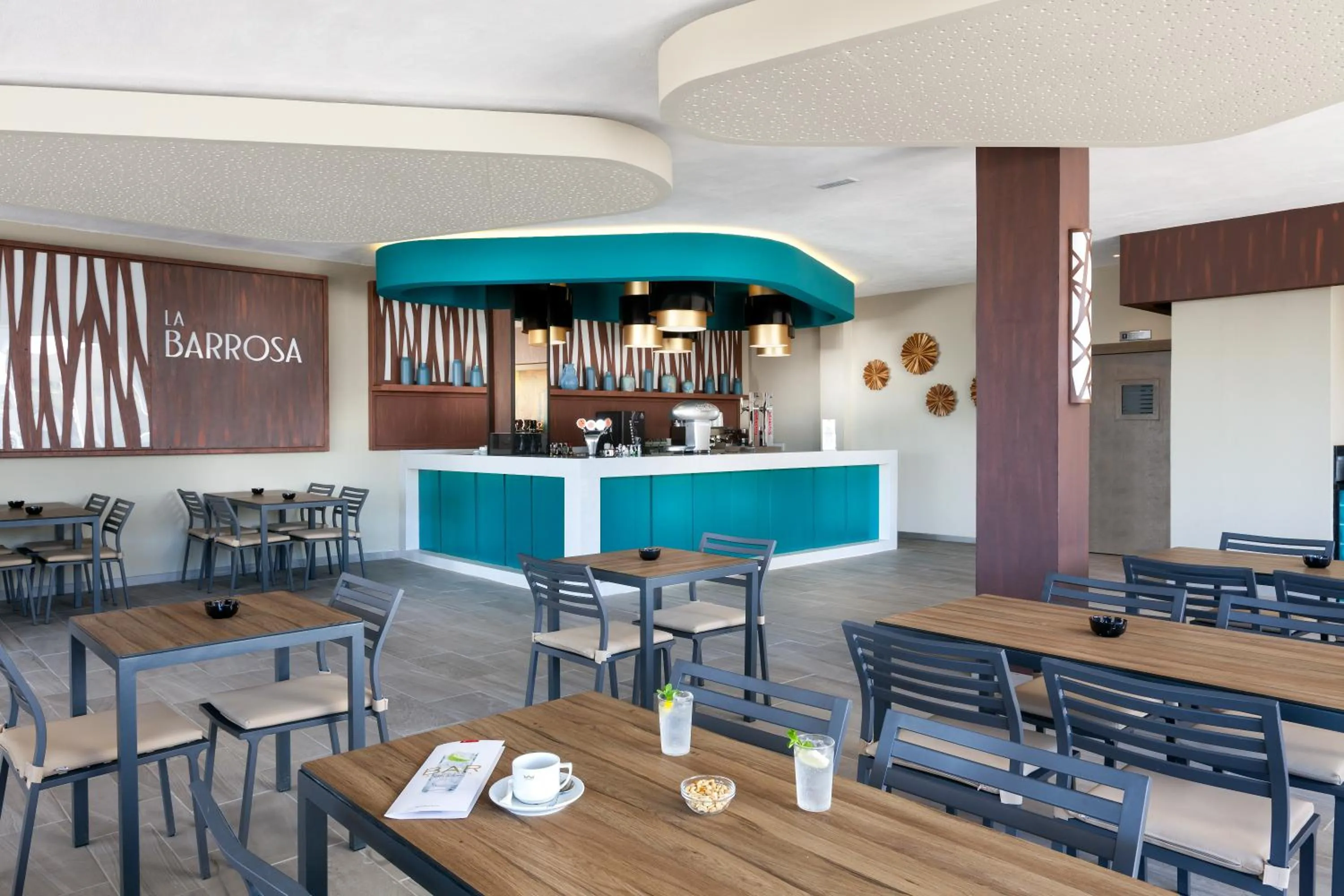 Lounge or bar in Hotel Riu Chiclana - All Inclusive