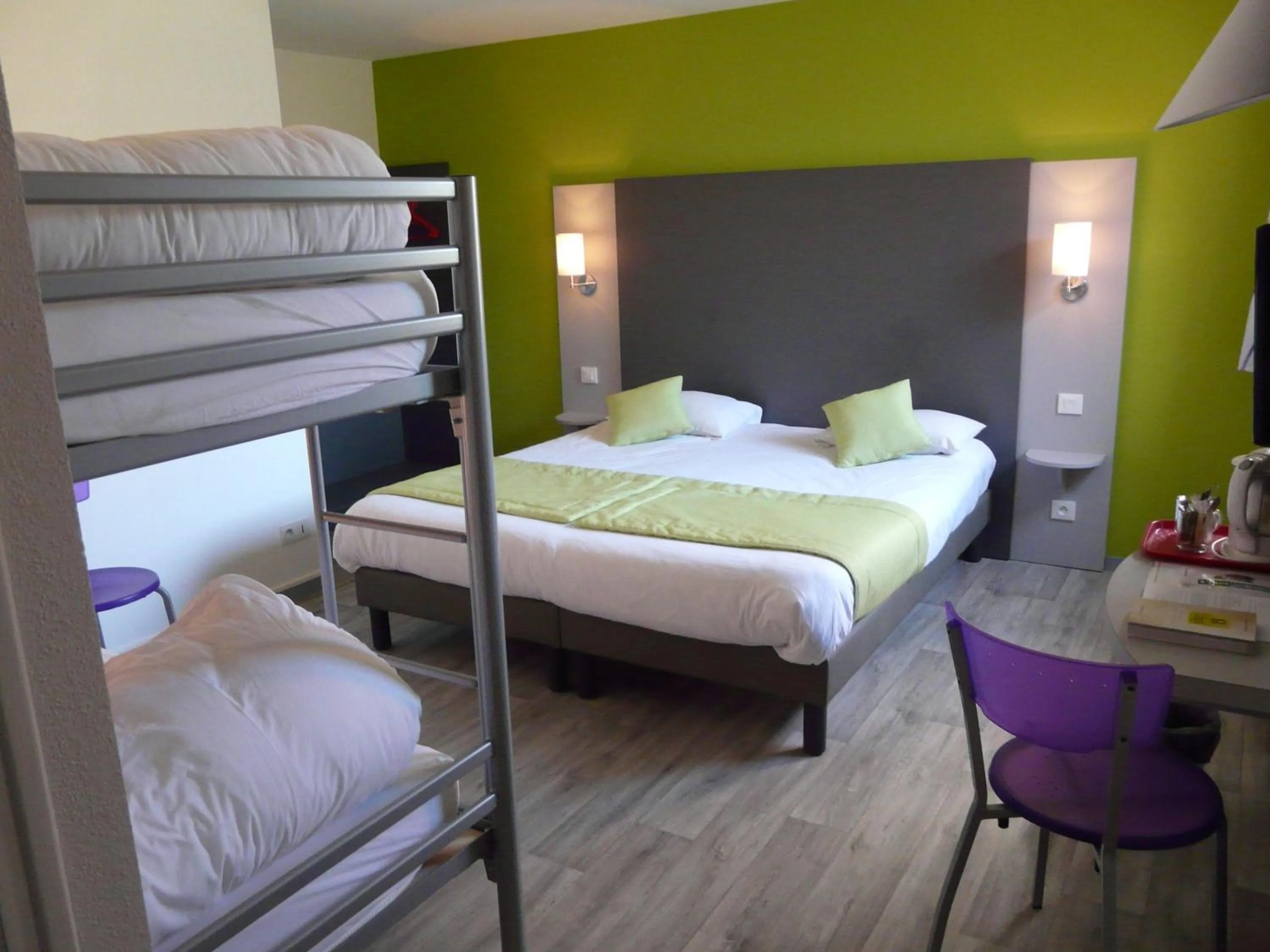 Bed in Hôtel de la baie de Paimpol