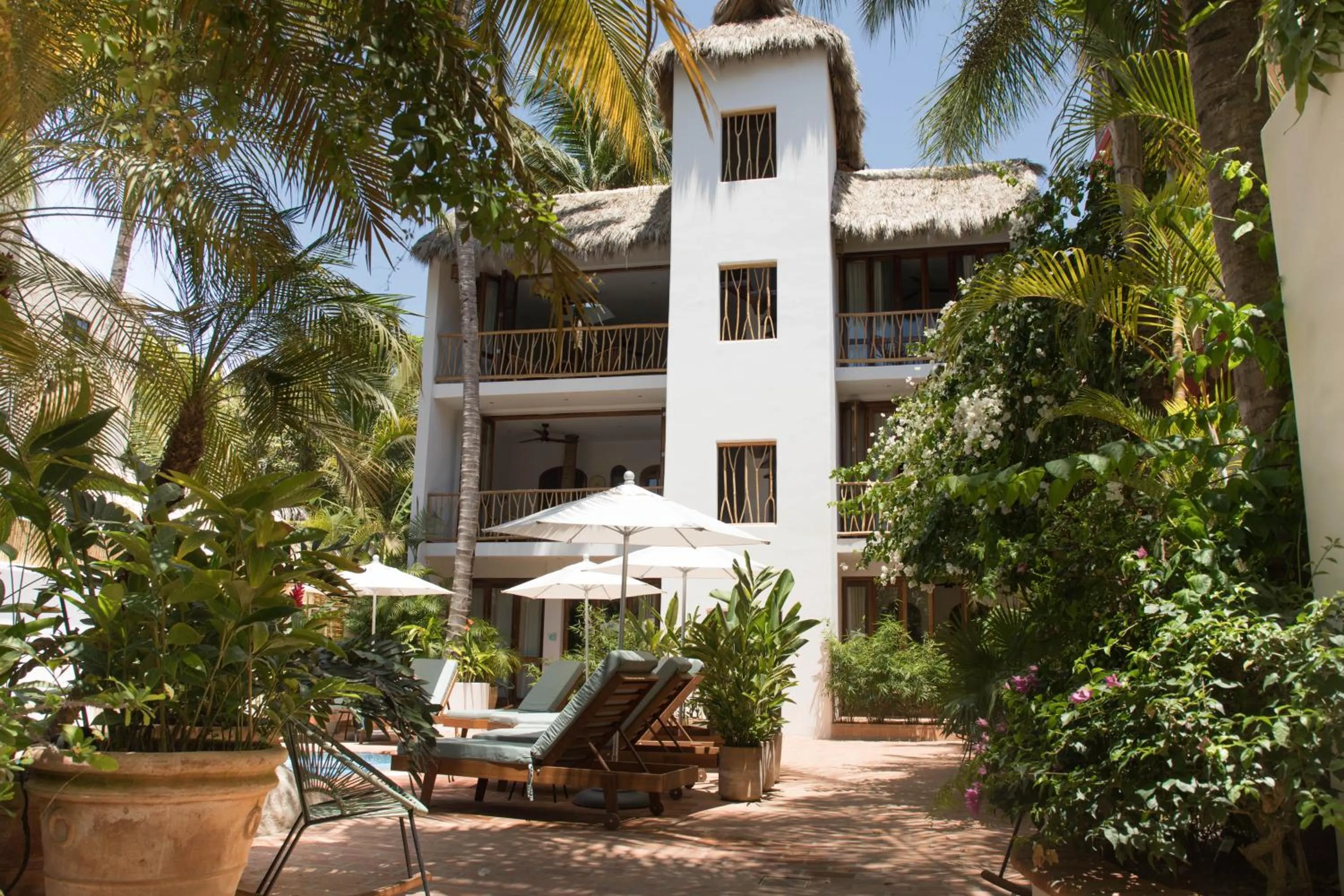 Property building in PAL.MAR Hotel Tropical