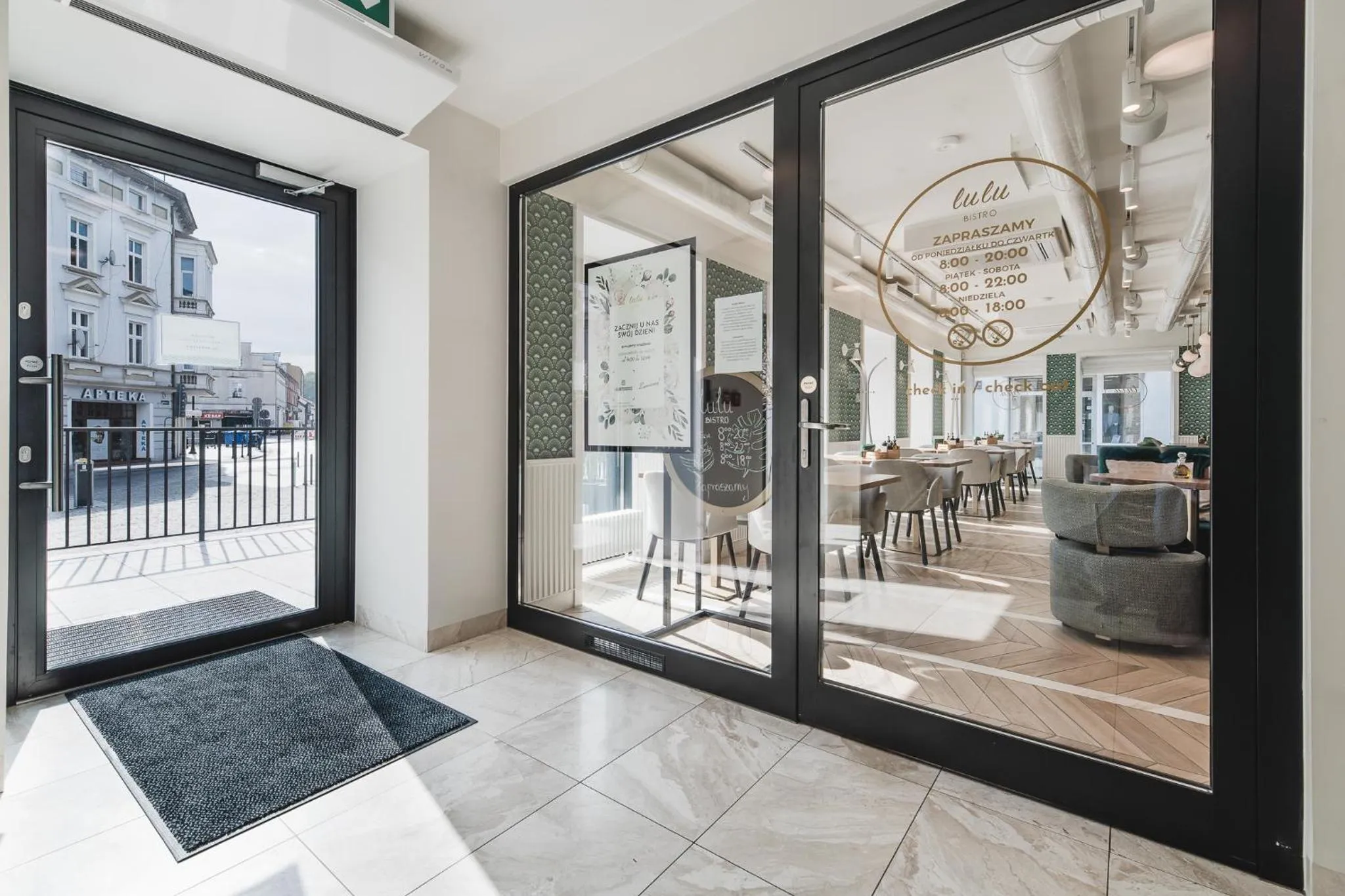 Restaurant/places to eat in Apartamenty Sowa Bydgoszcz