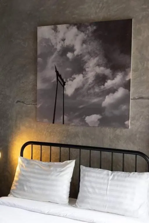 Bed in The LOCAL Ari