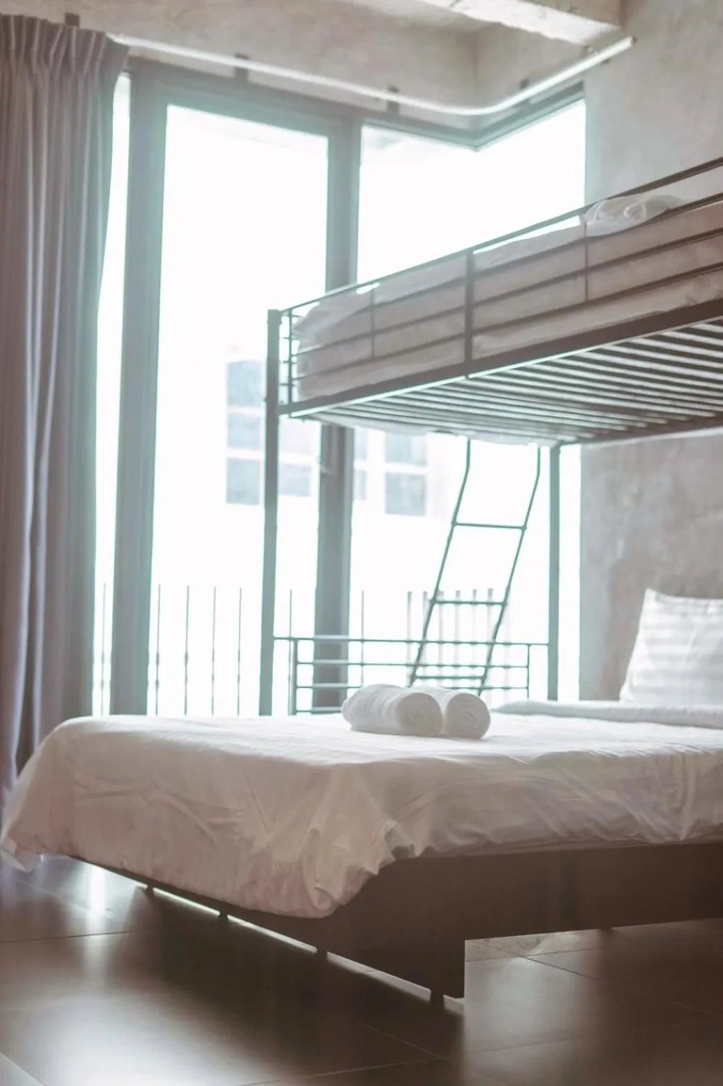 Bed in The LOCAL Ari