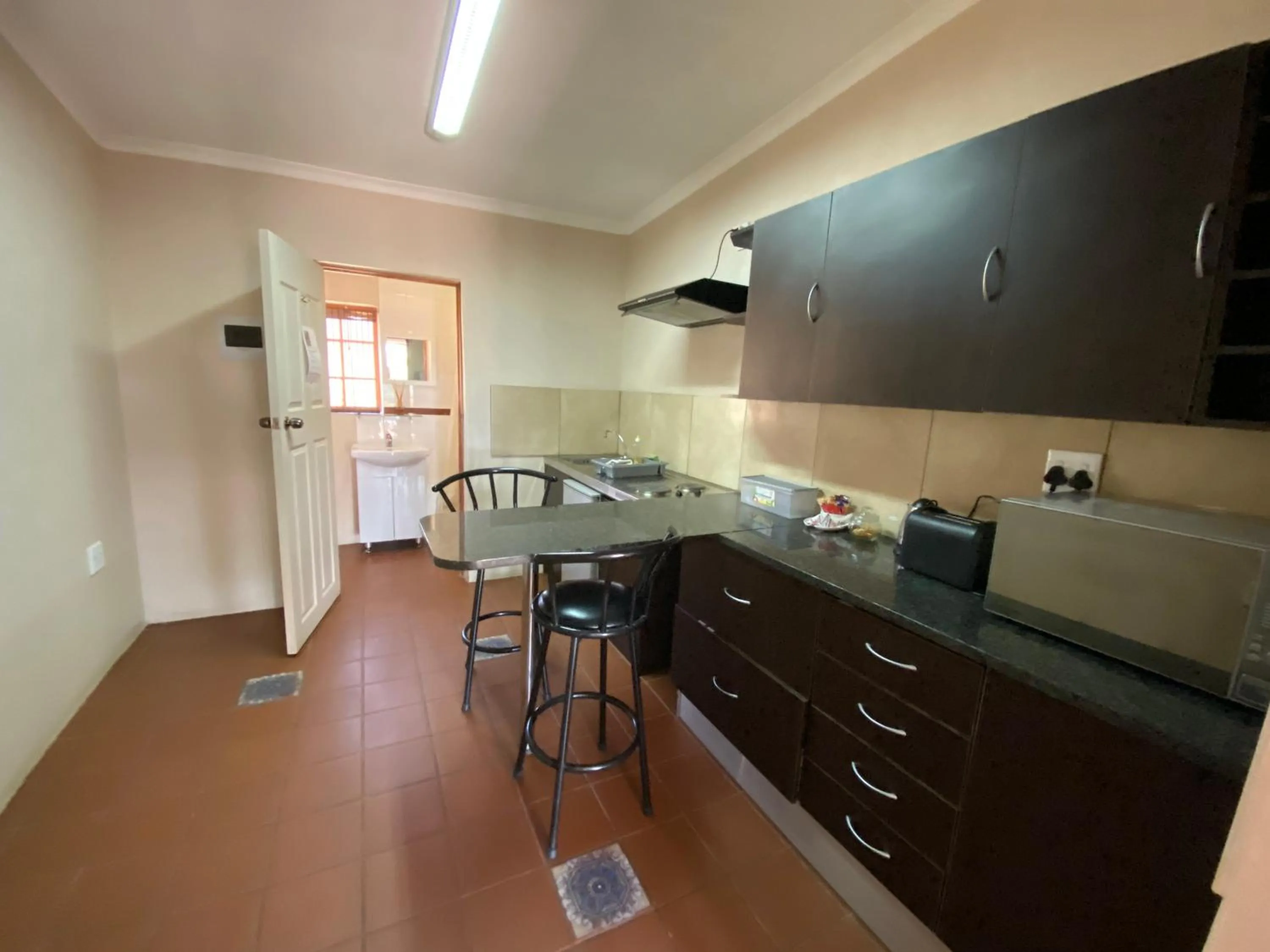 Kitchen or kitchenette in Lanseria Country Estate
