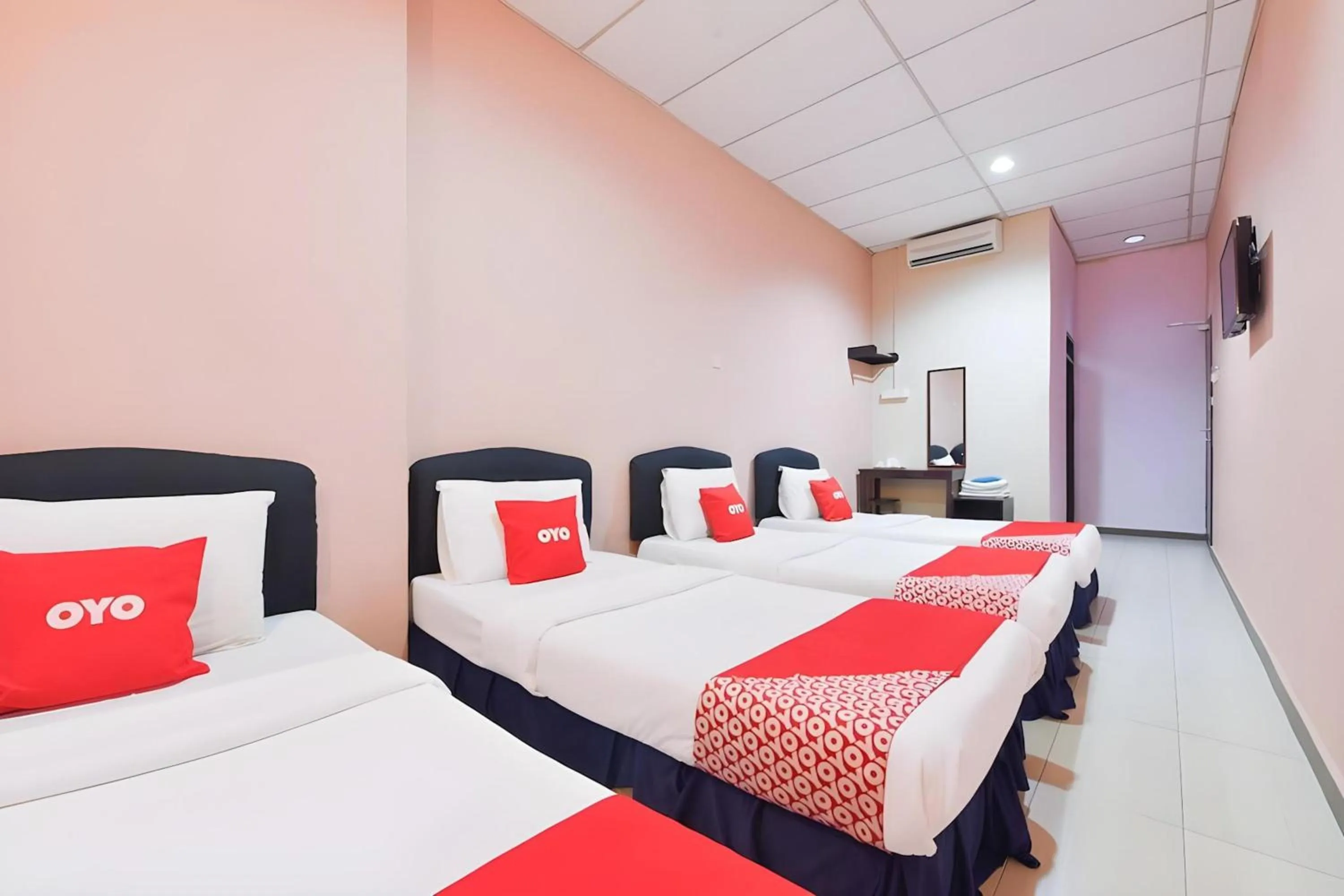 Bedroom, Bed in Hotel O Destiny Riverside Hotel