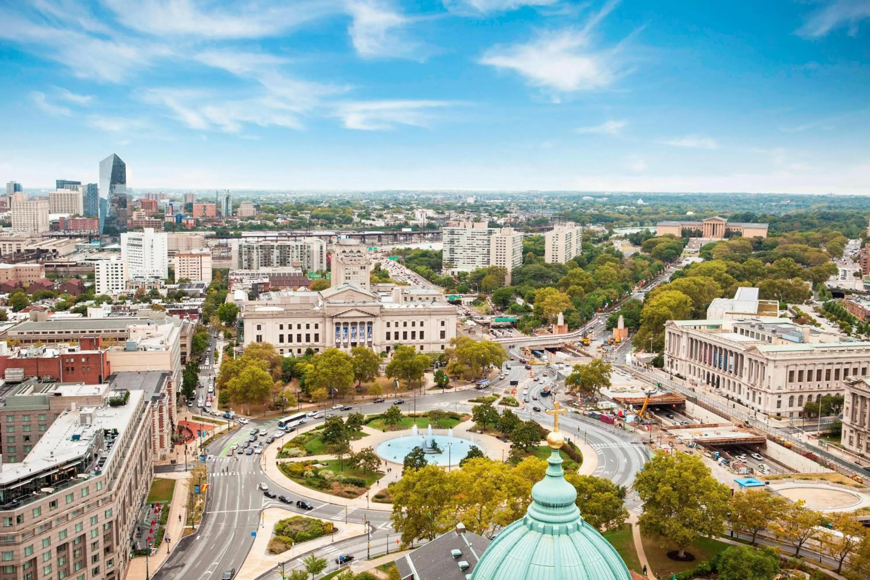 Photo of the whole room in Sheraton Philadelphia Downtown