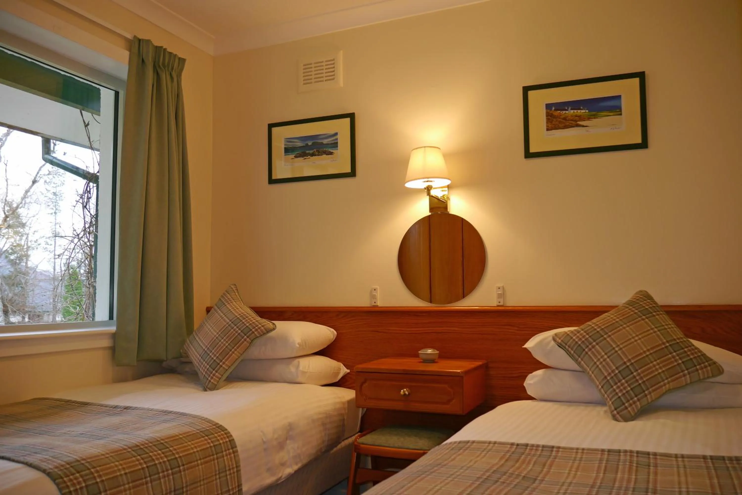 Bedroom, Bed in Glen Nevis Holidays