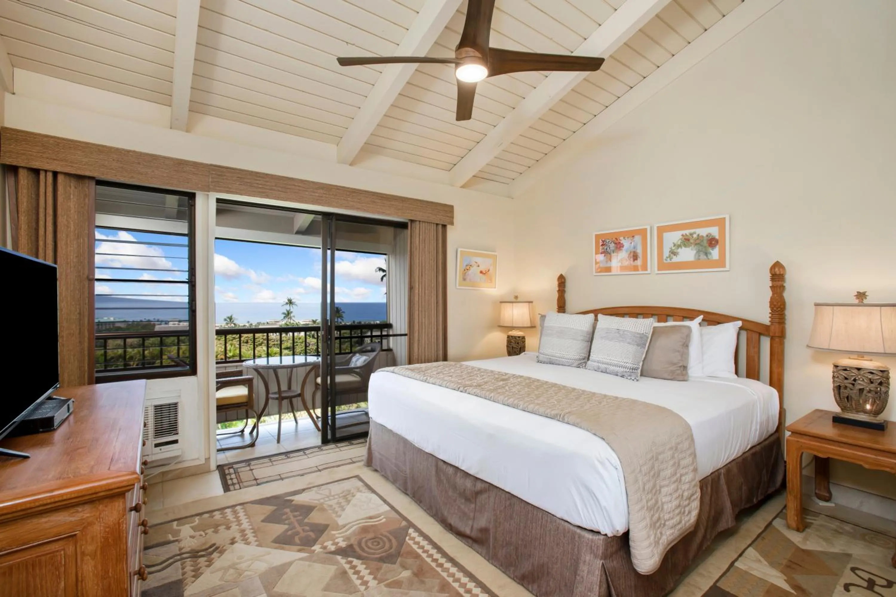 Wailea Ekolu Village - CoralTree Residence Collection