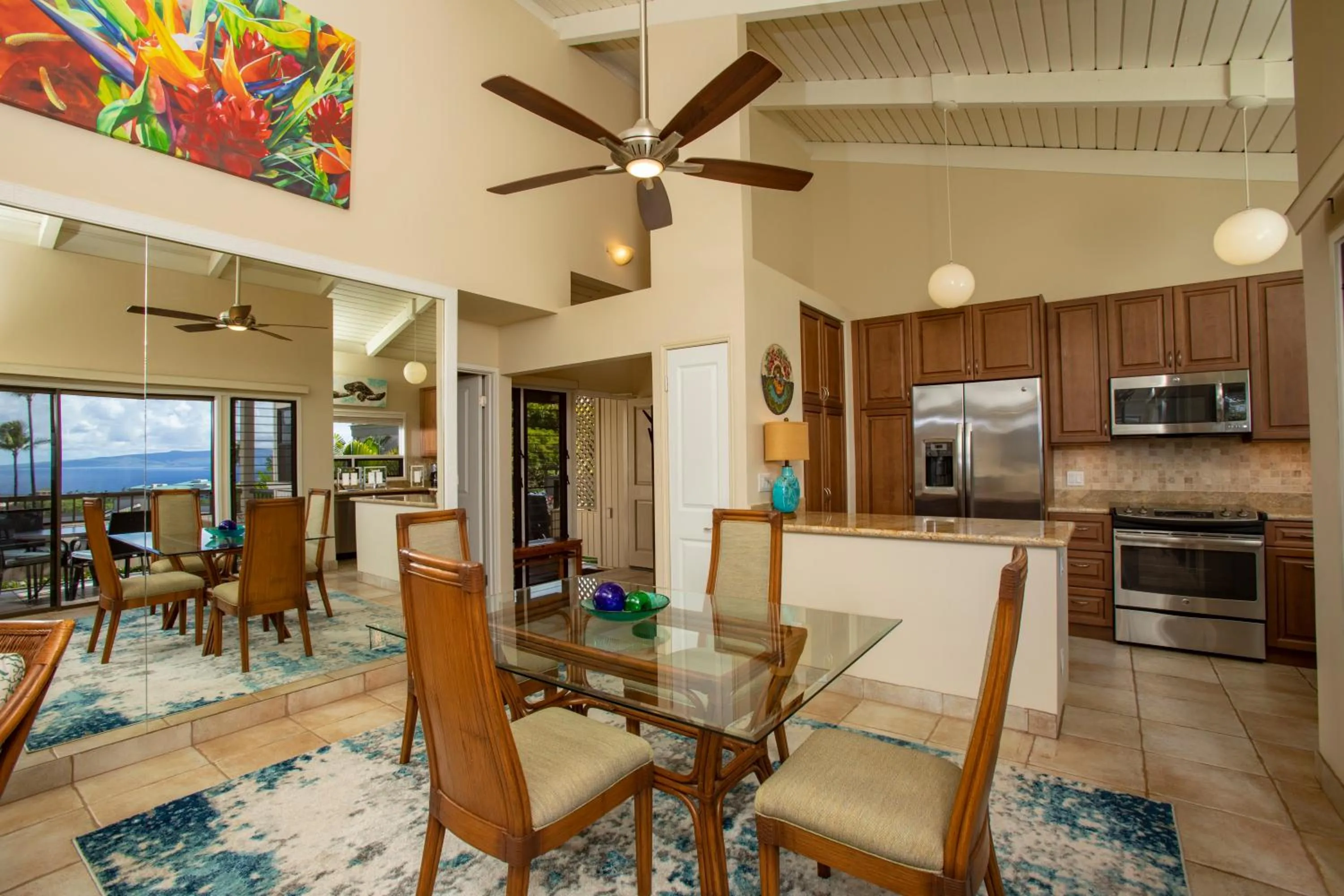 Dining Area in Wailea Ekolu Village - CoralTree Residence Collection
