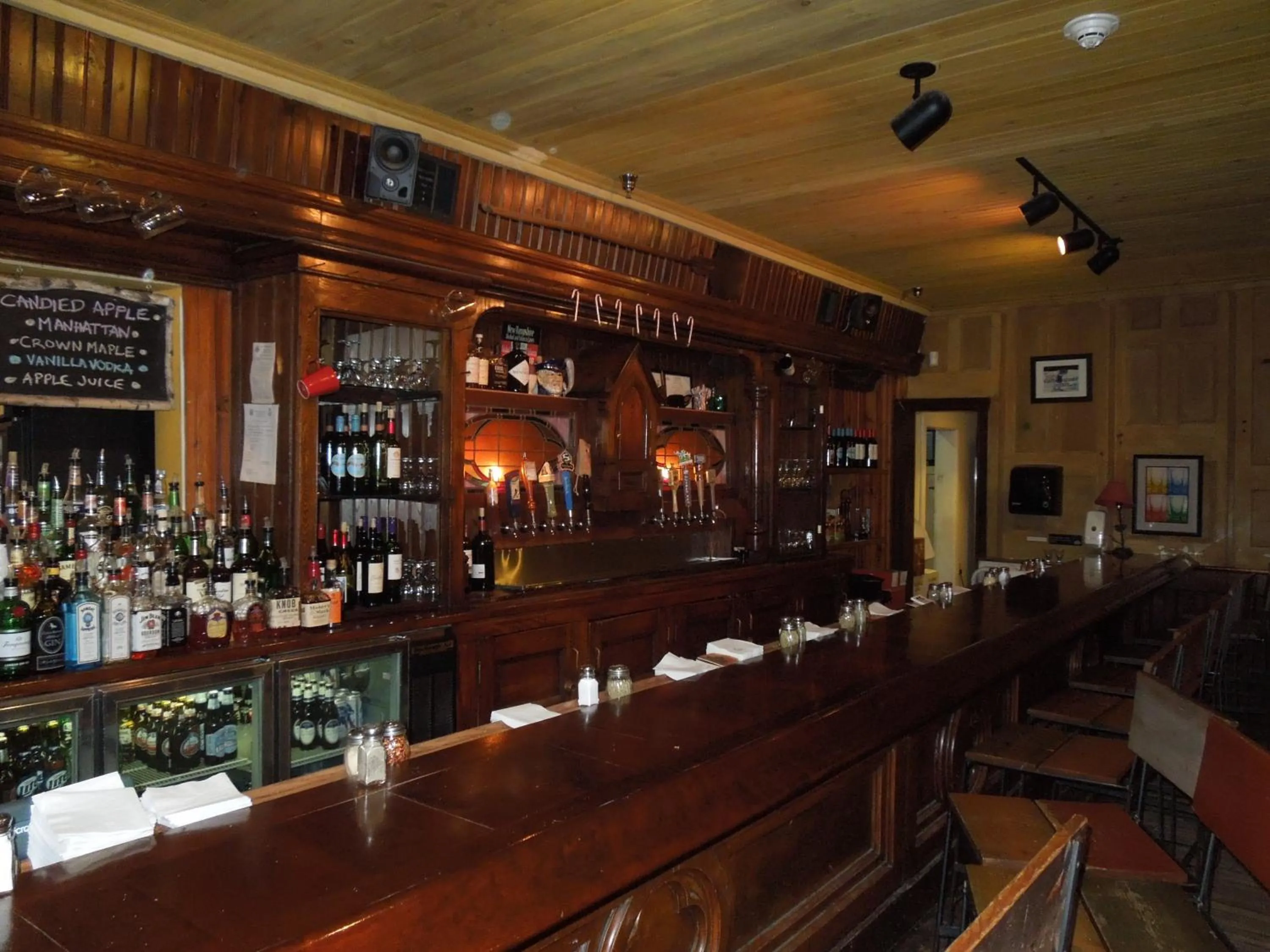 Lounge or bar in Eastern Slope Inn Resort