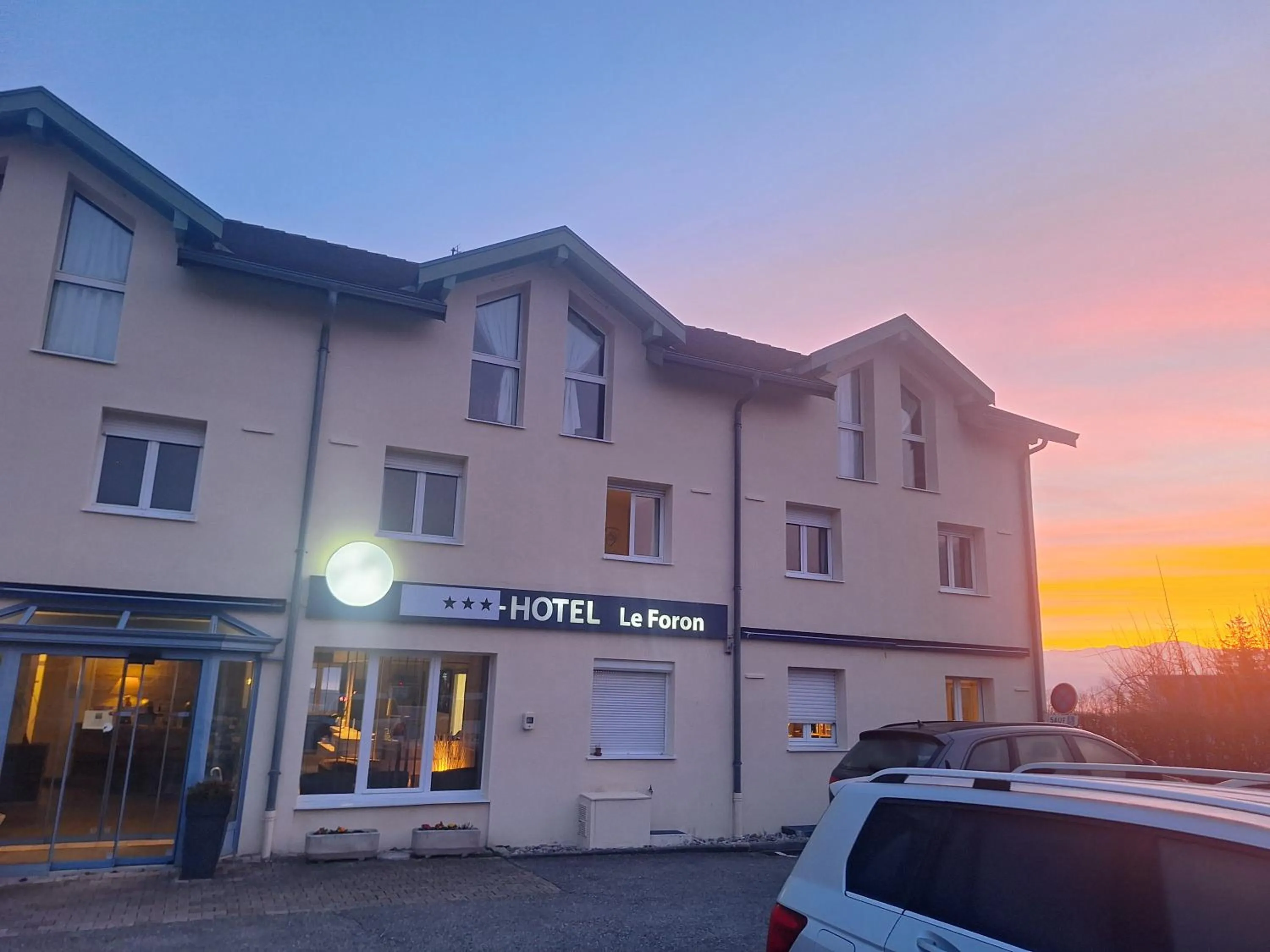 Property building in Hotel le Foron