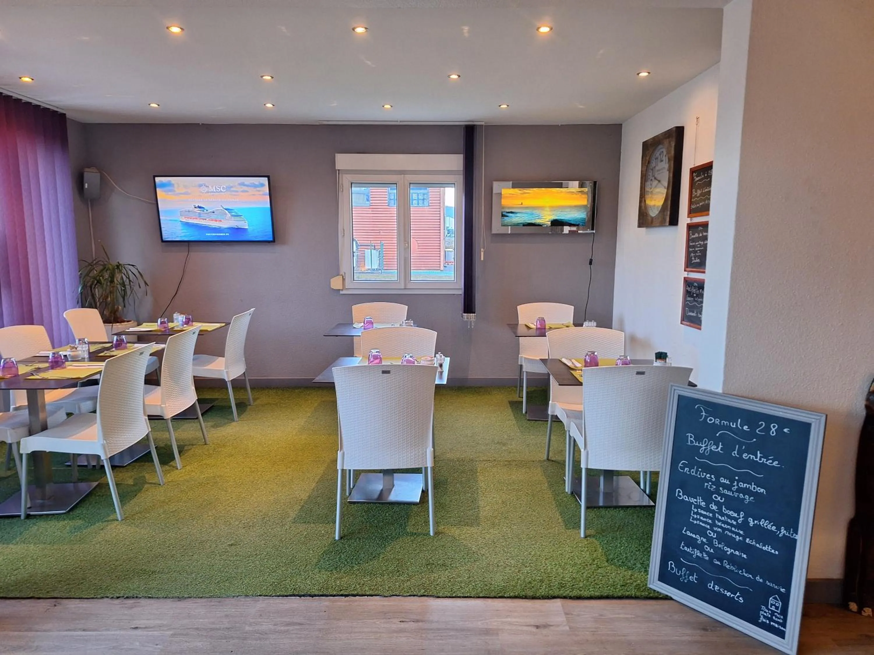 Restaurant/places to eat in Hotel le Foron