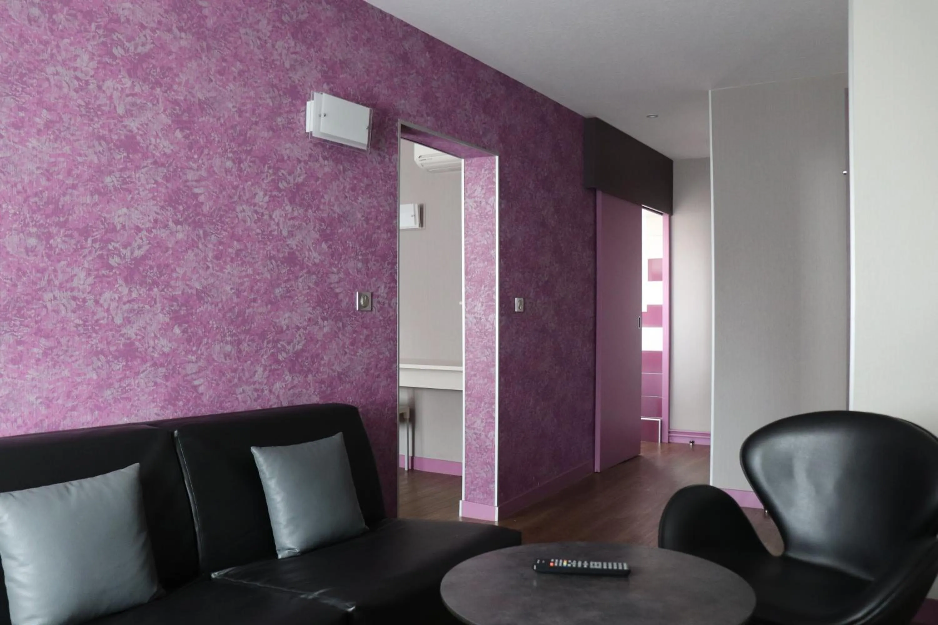 Living room in The Originals City - Hôtel Saint-Martial, Limoges Centre