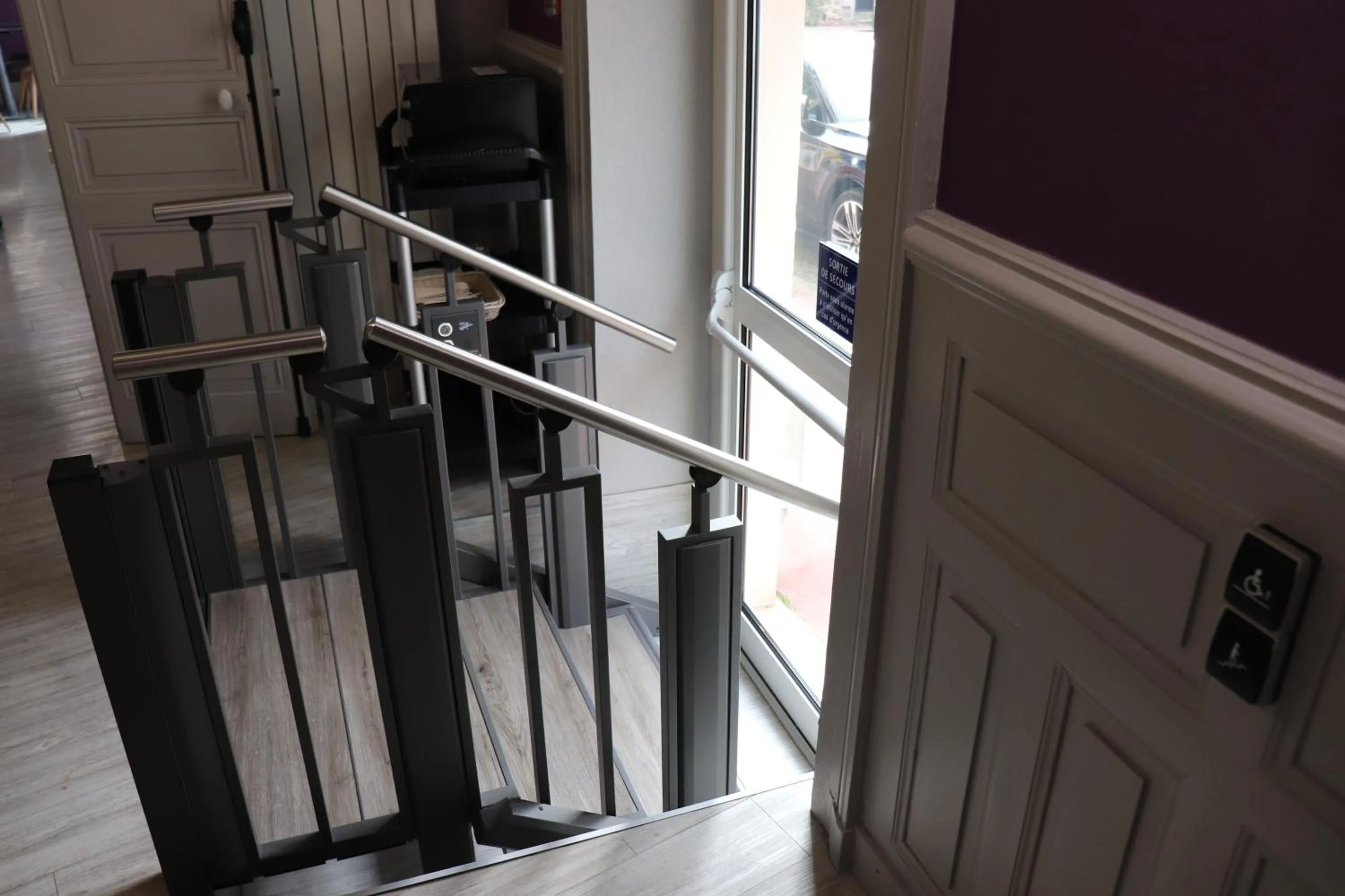 acessibility in The Originals City - Hôtel Saint-Martial, Limoges Centre