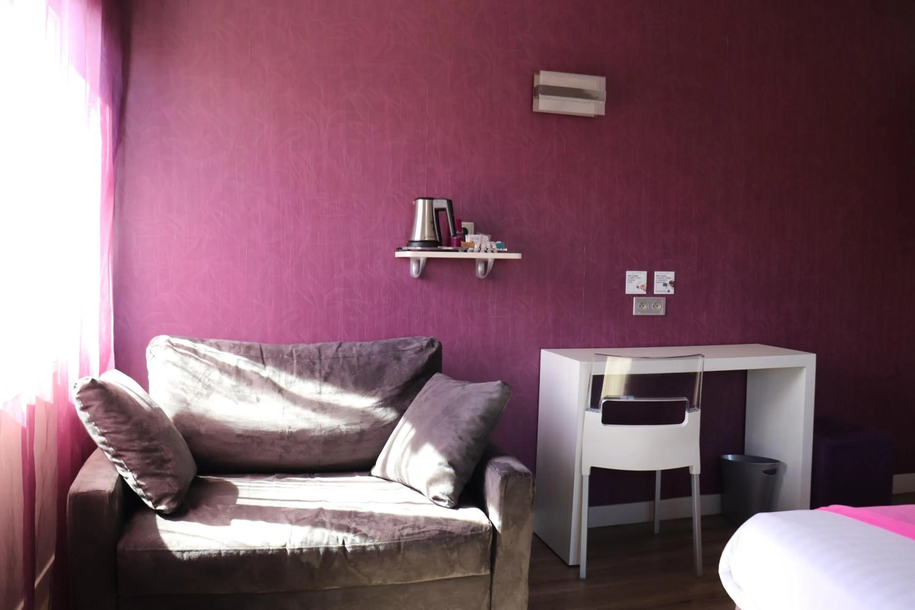 Seating area in The Originals City - Hôtel Saint-Martial, Limoges Centre