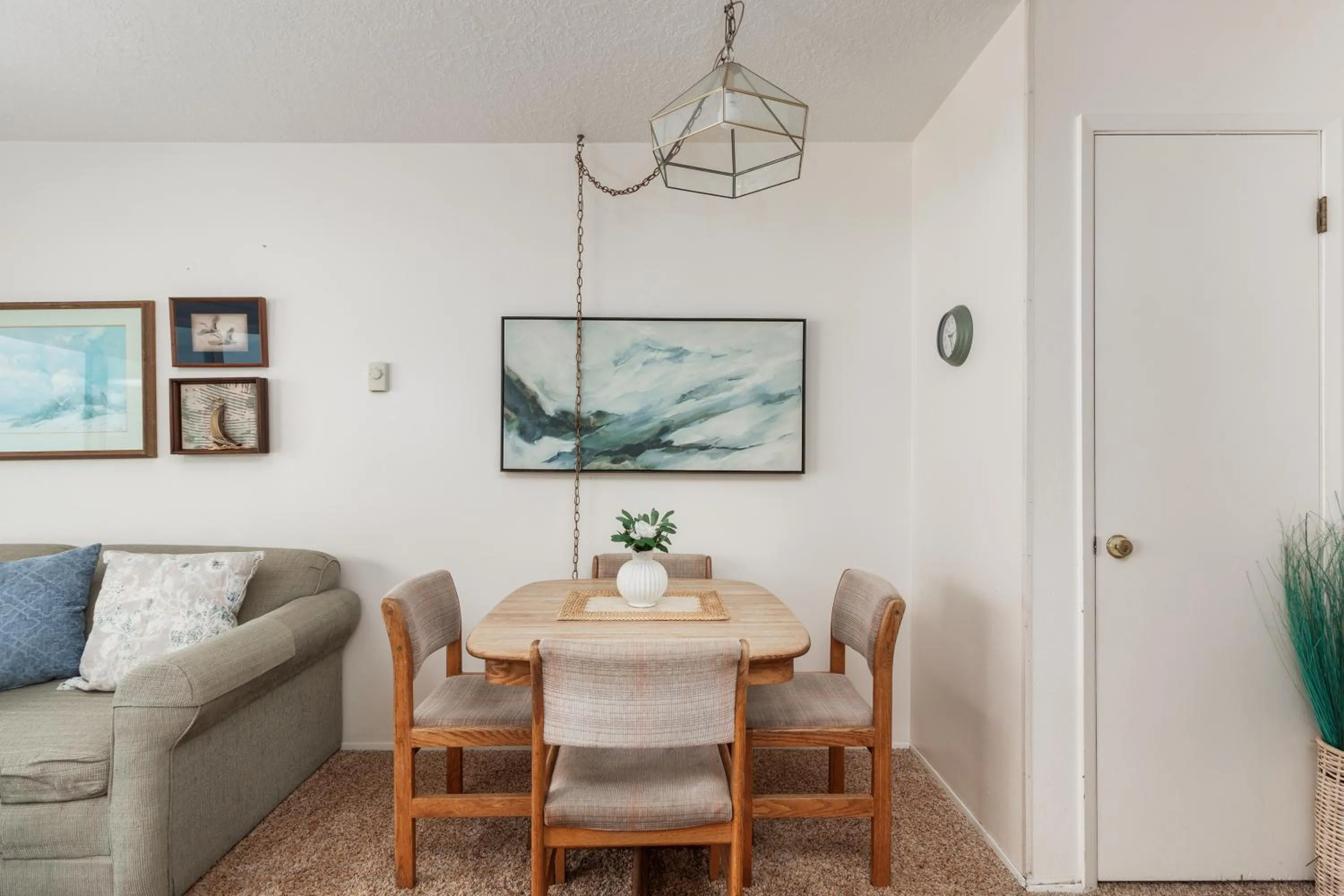 Living room in Ocean Terrace Condominiums