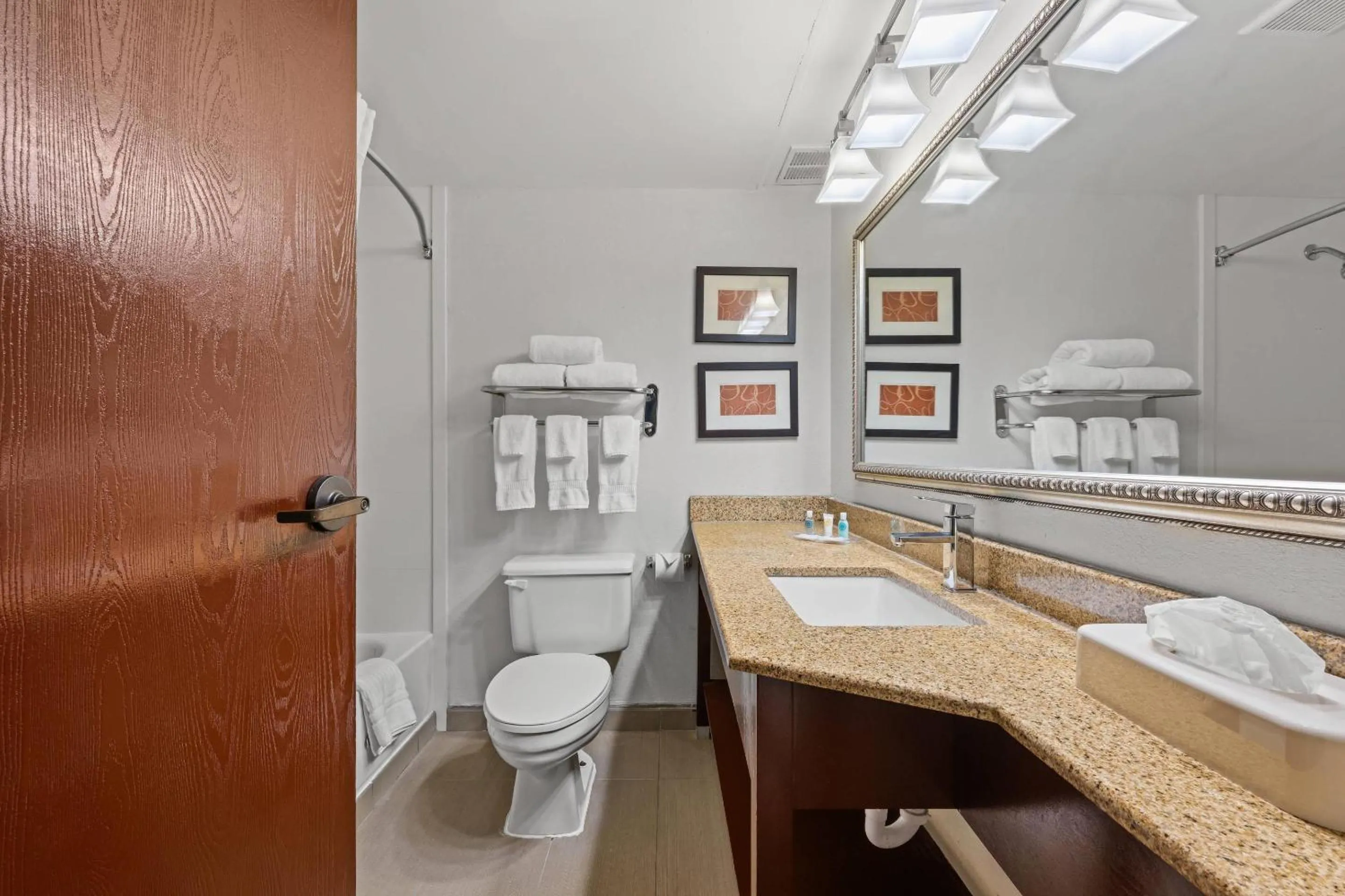 Bedroom in Comfort Suites Near Casinos