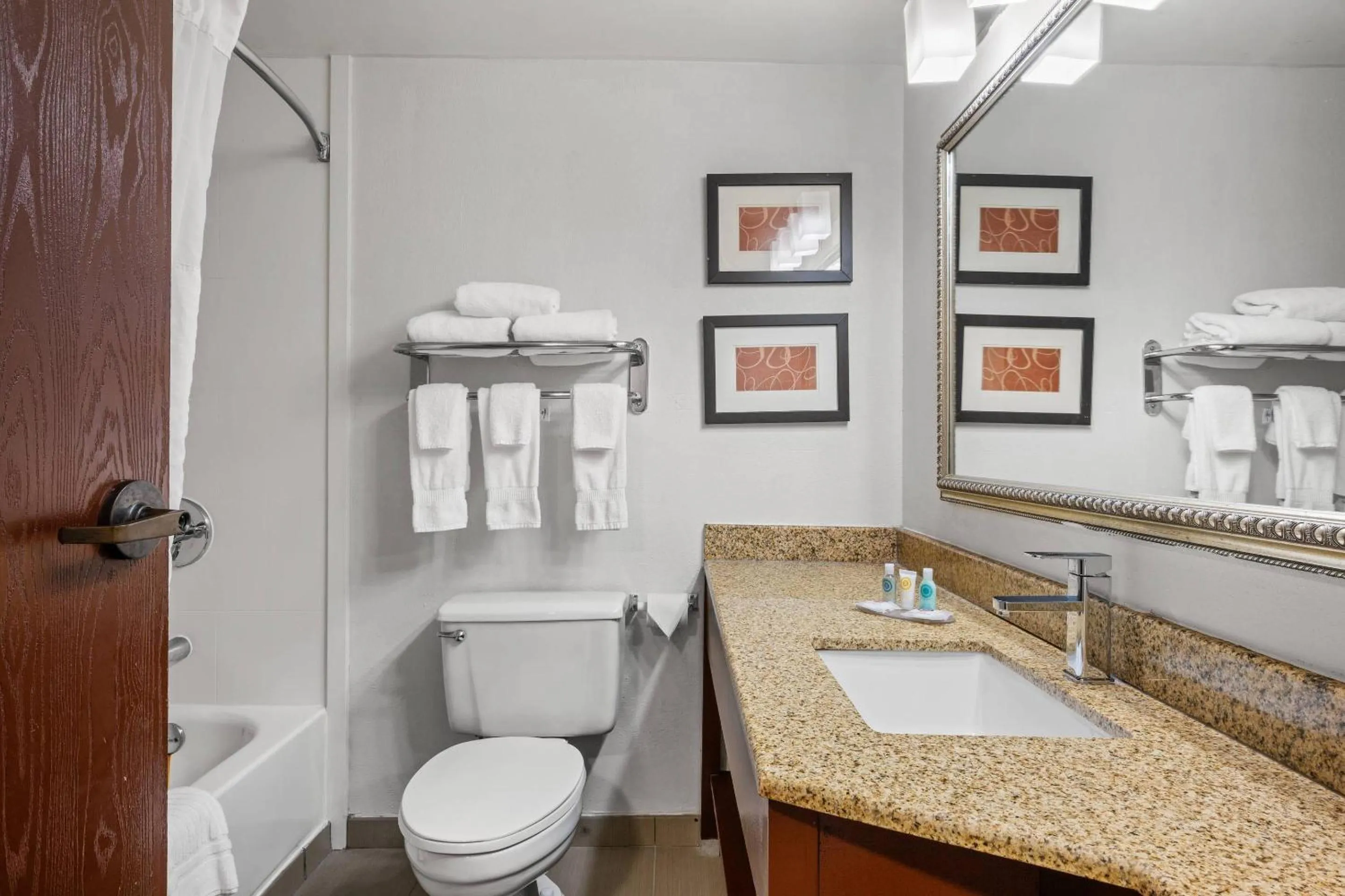 Bedroom in Comfort Suites Near Casinos