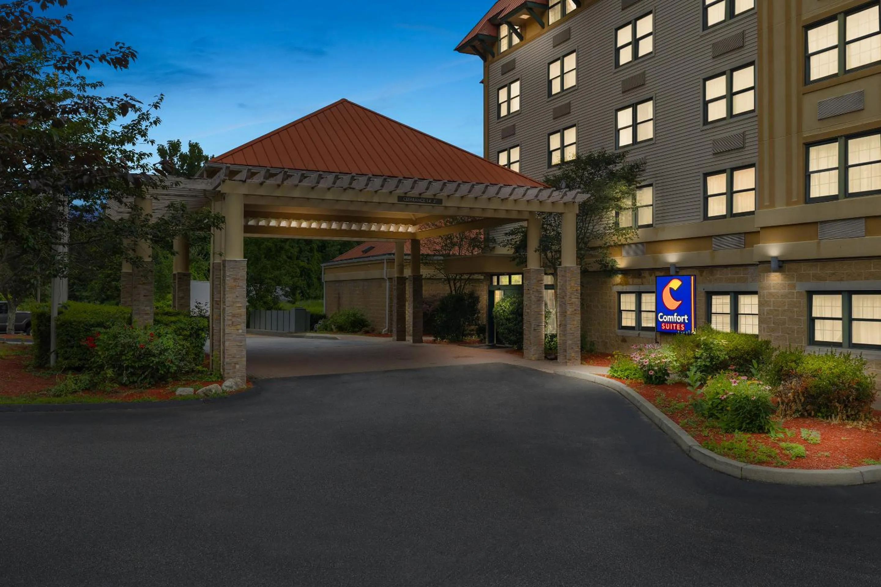 Facade/entrance in Comfort Suites Near Casinos