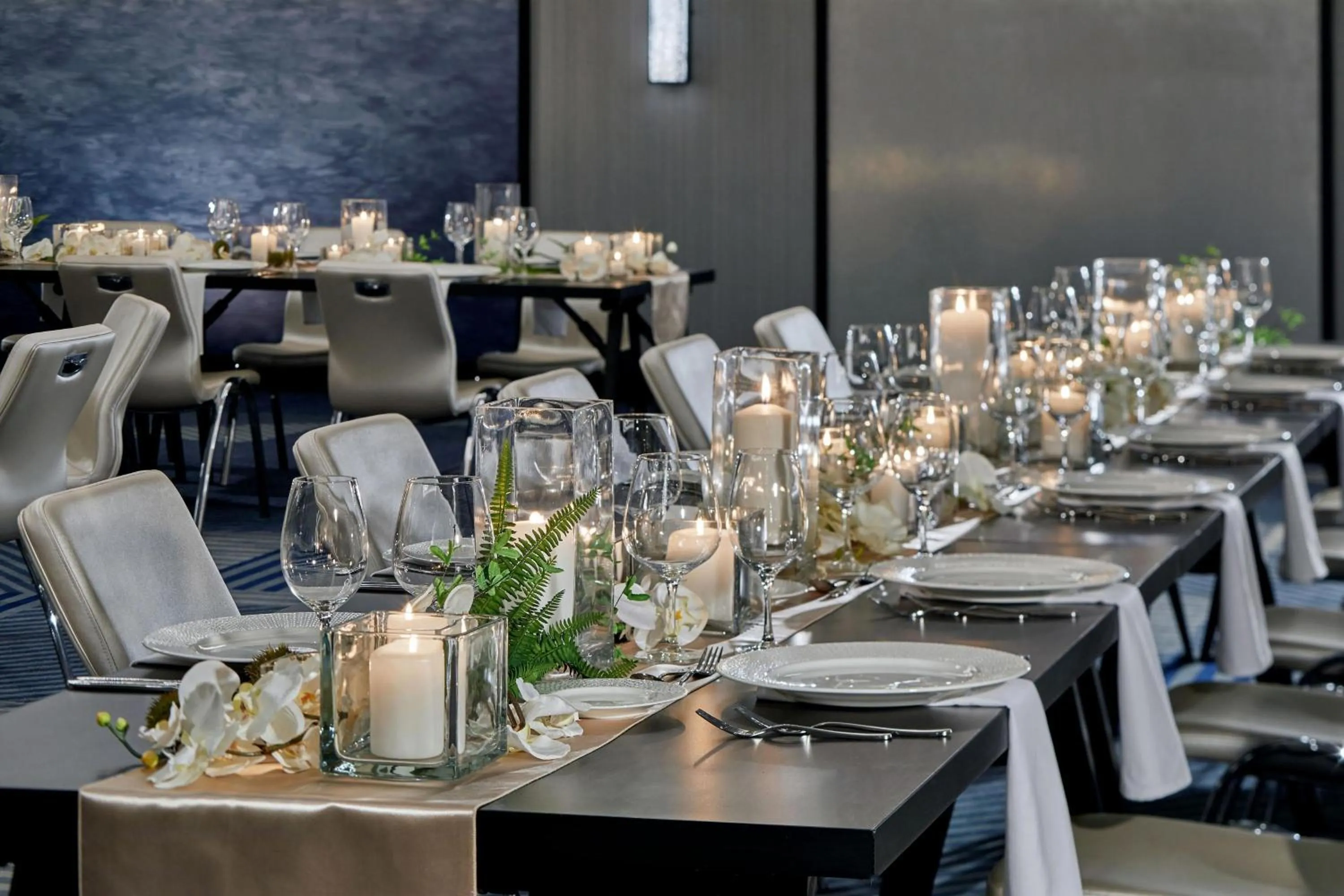 Meeting/conference room in Le Méridien St. Louis Clayton