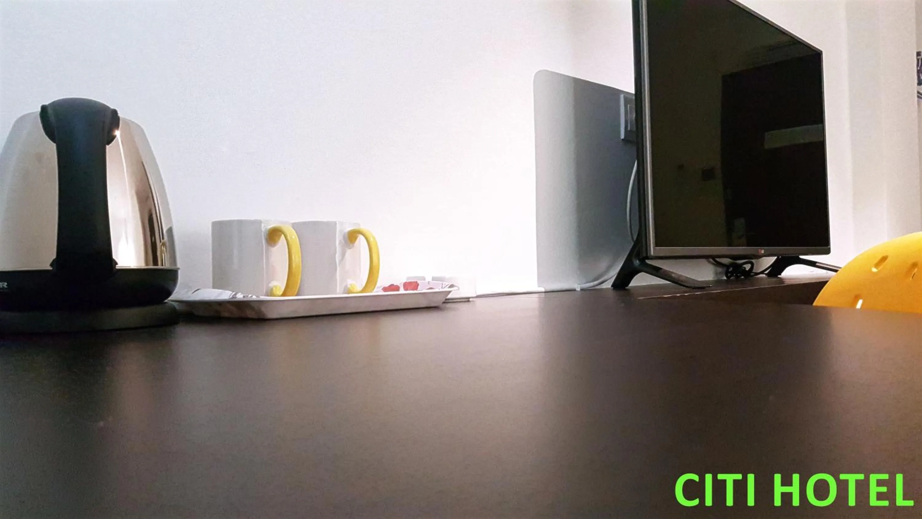 hair dresser in Citi Hotel