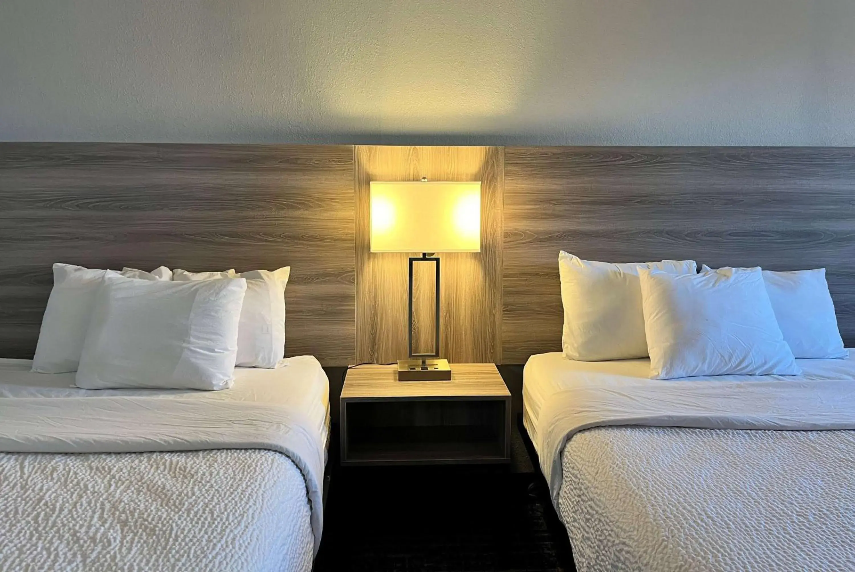 Queen Room with Two Queen Beds - Disability Access/Non-Smoking in Baymont by Wyndham Indianapolis South Queen Room with Two Queen Beds - Disability Access/Non-Smoking in Baymont by Wyndham Indianapolis South