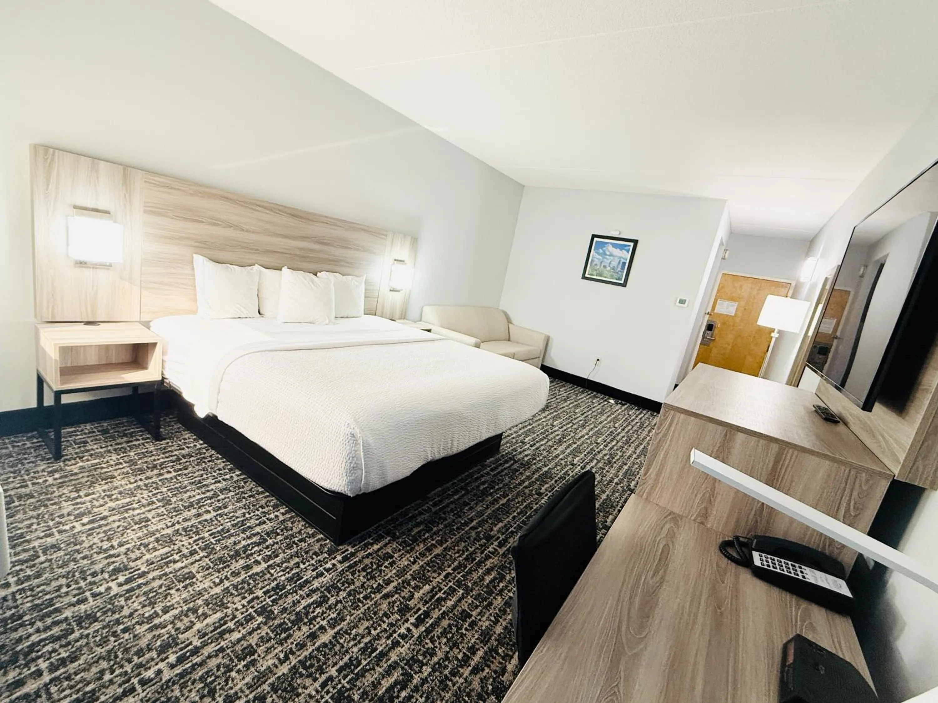 Bed in Baymont by Wyndham Indianapolis South