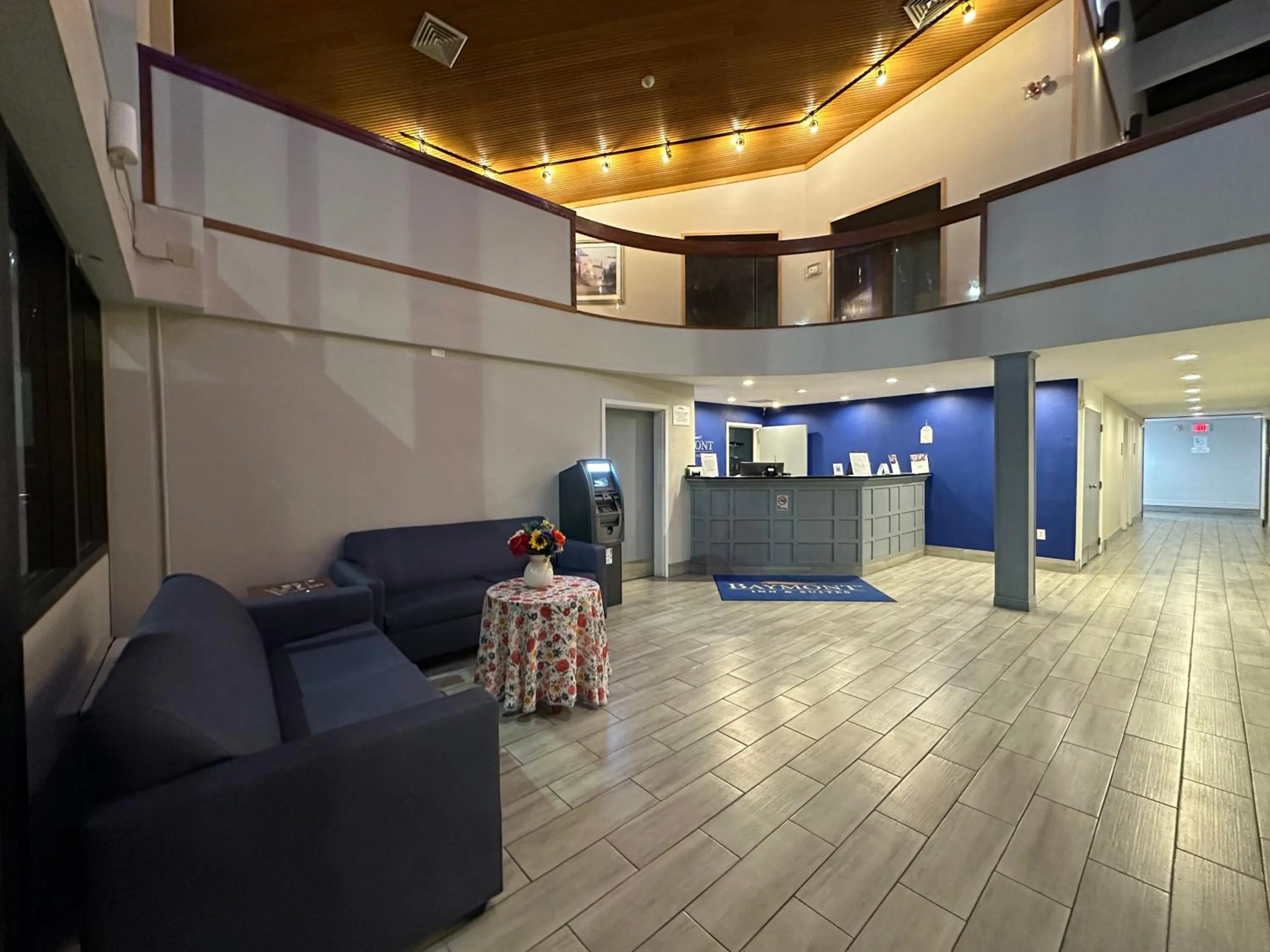Lobby or reception in Baymont by Wyndham Indianapolis South