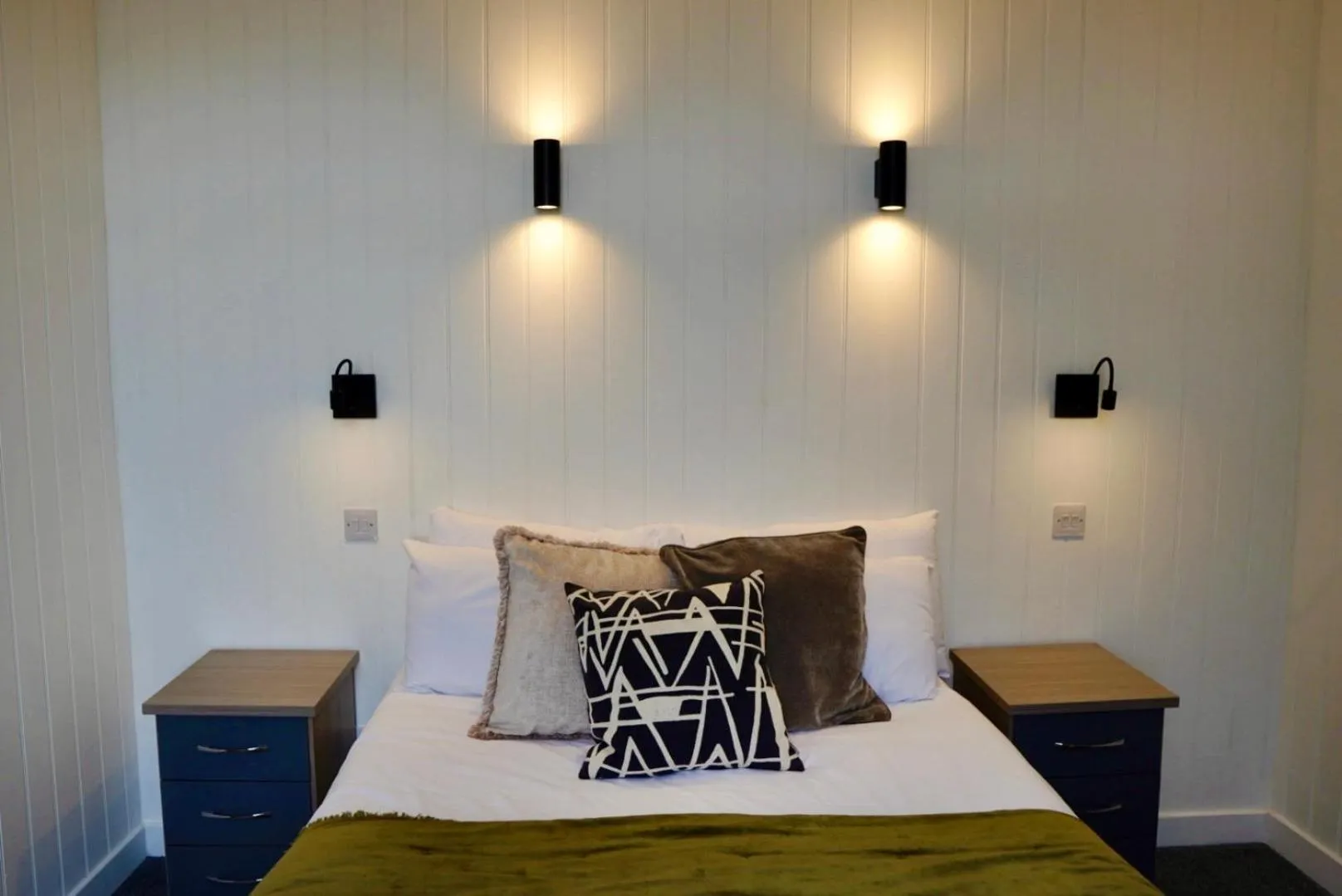 Bed in Lochnell Arms Hotel