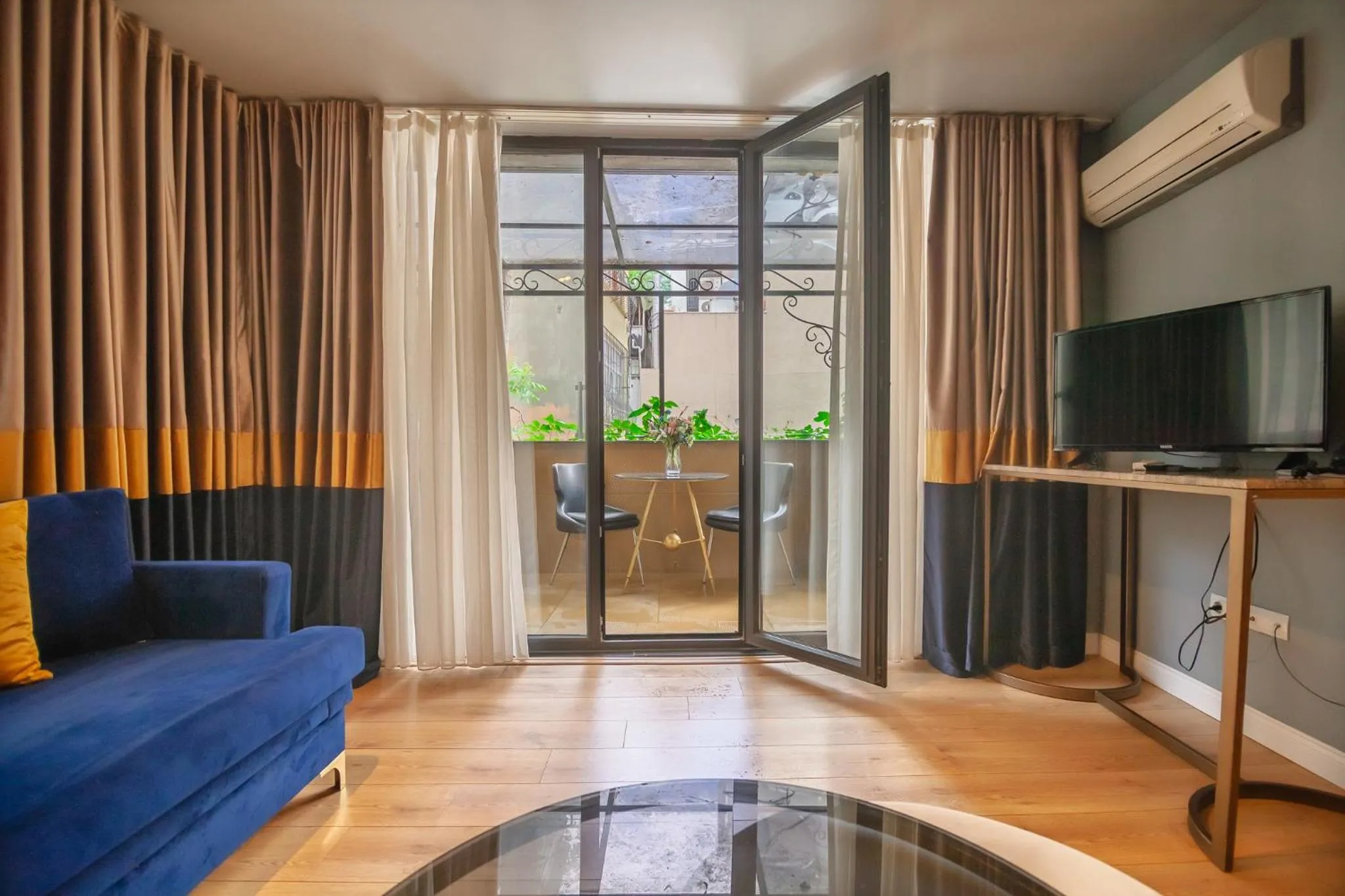 Lord Morgan & Exclusive Design Nişantaşı