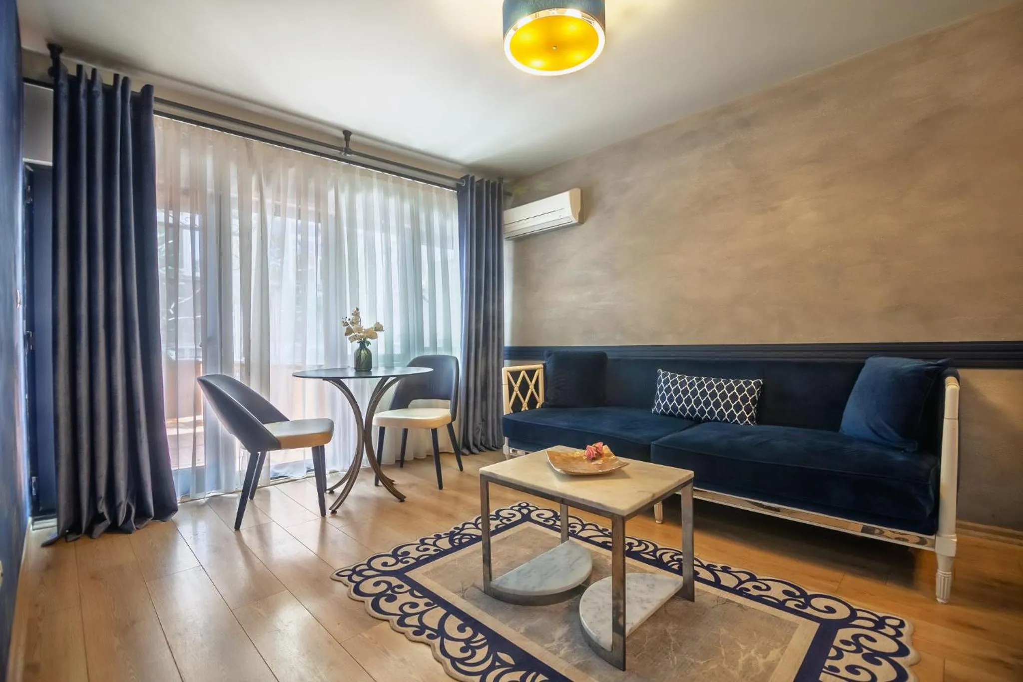 Lord Morgan & Exclusive Design Nişantaşı