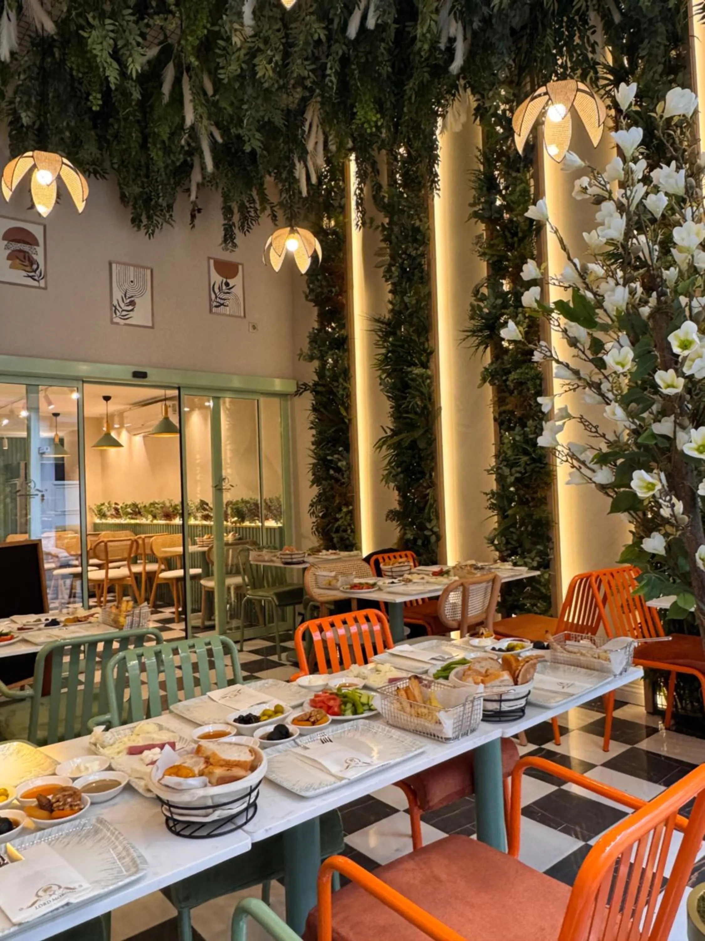 Restaurant/places to eat in Lord Morgan & Exclusive Design Nişantaşı