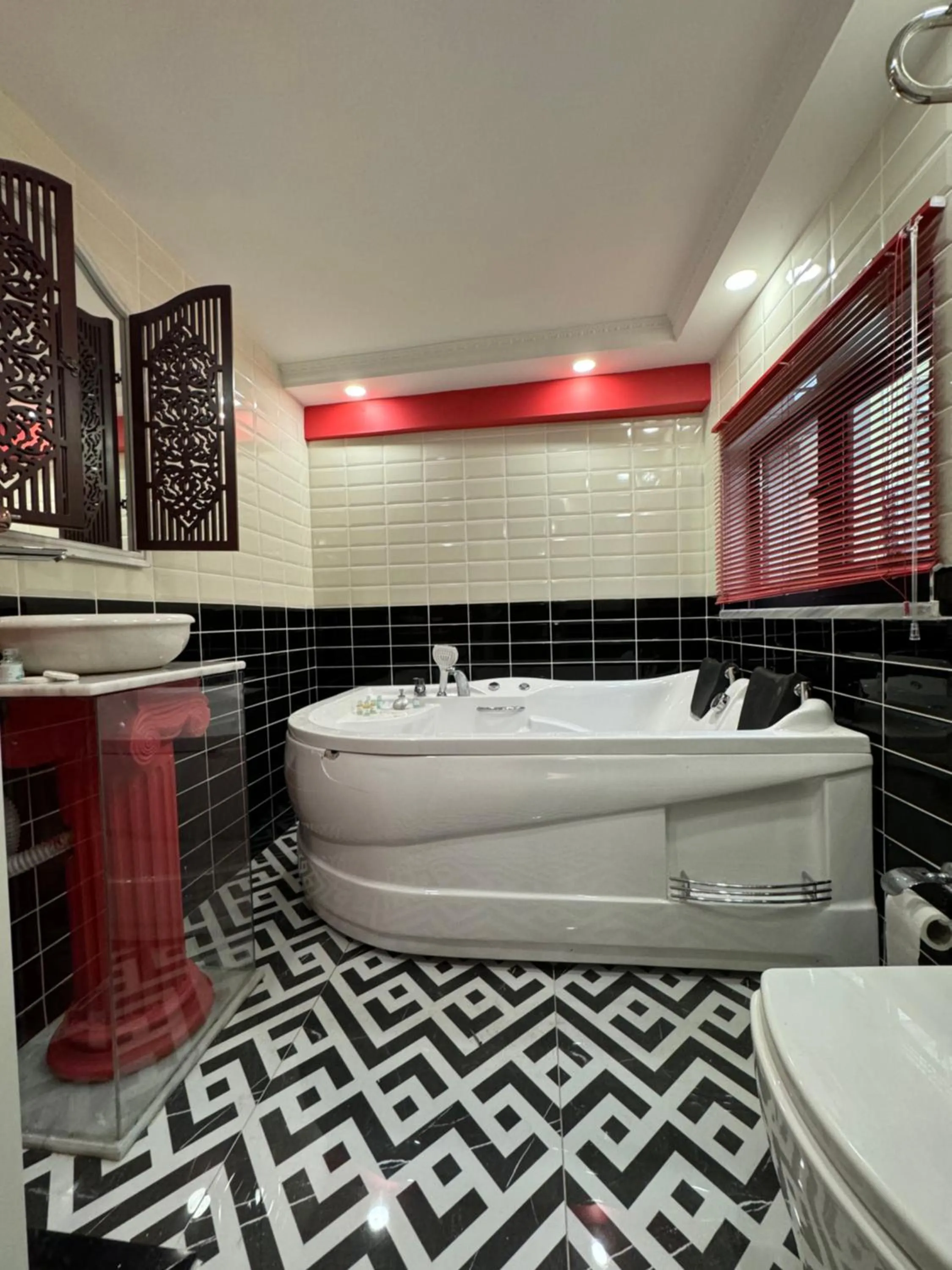 Bathroom in Lord Morgan & Exclusive Design Nişantaşı