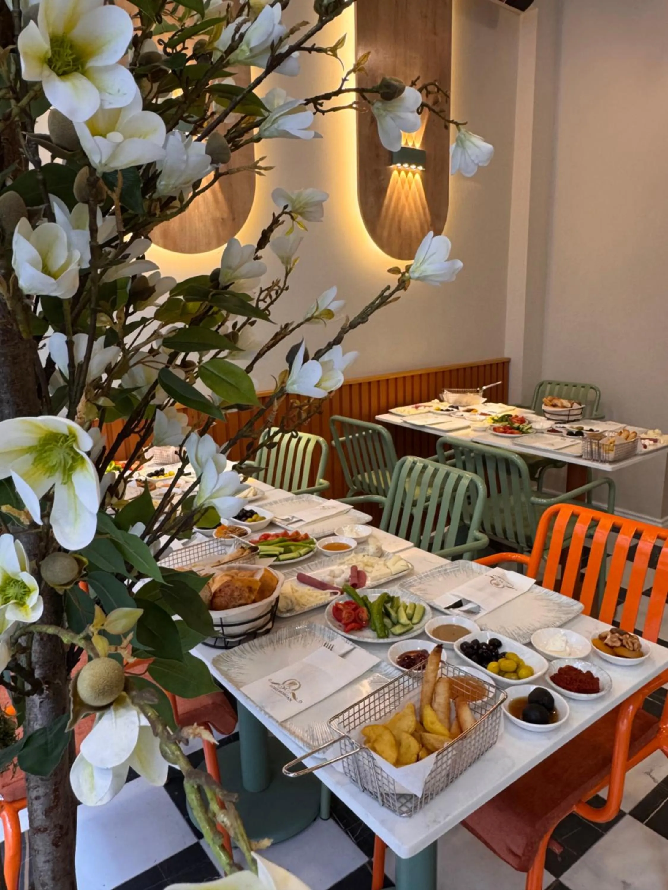 Food and drinks in Lord Morgan & Exclusive Design Nişantaşı