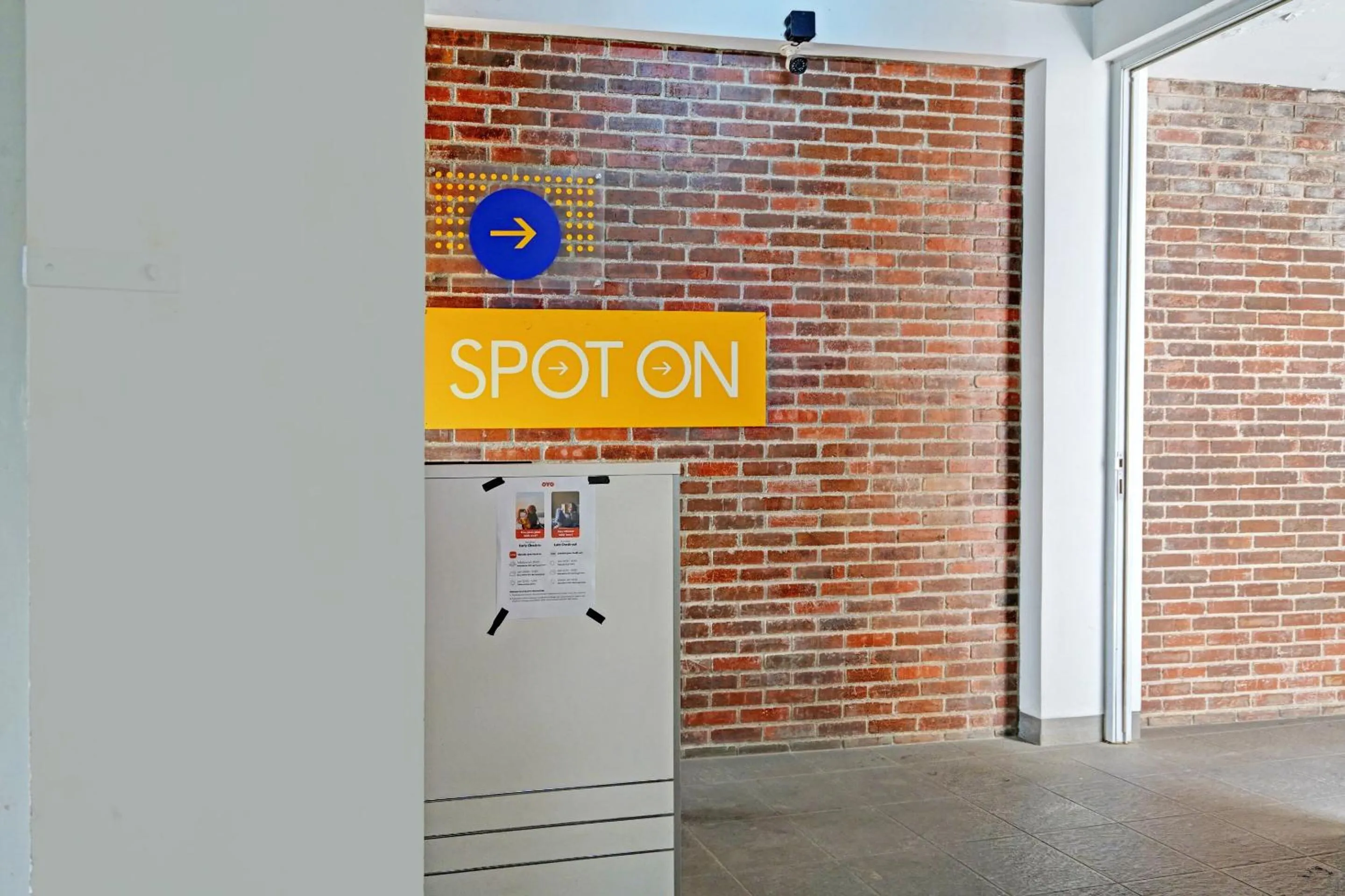 Lobby or reception in Hotel O Alamanda 7 Syariah