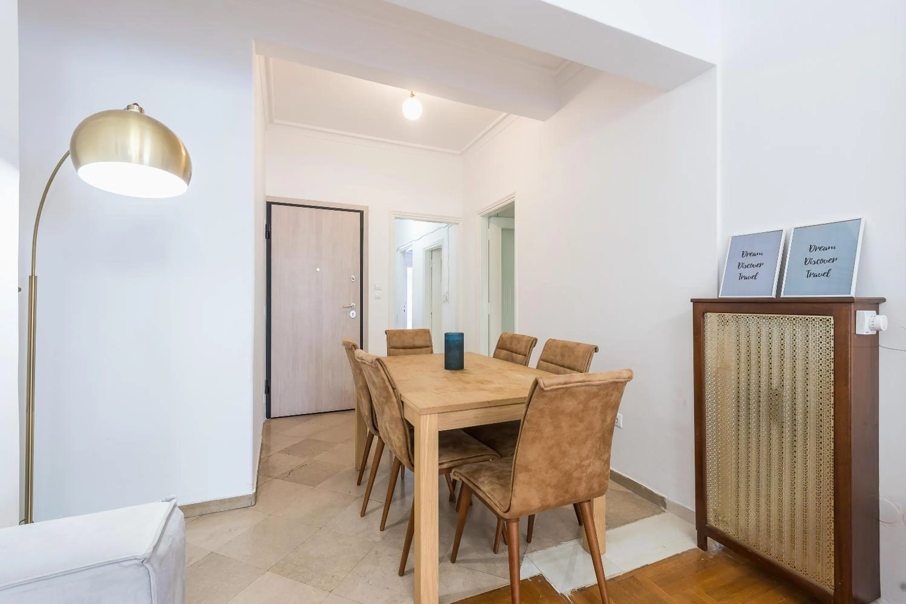 Victoria Queens Suites Apartments