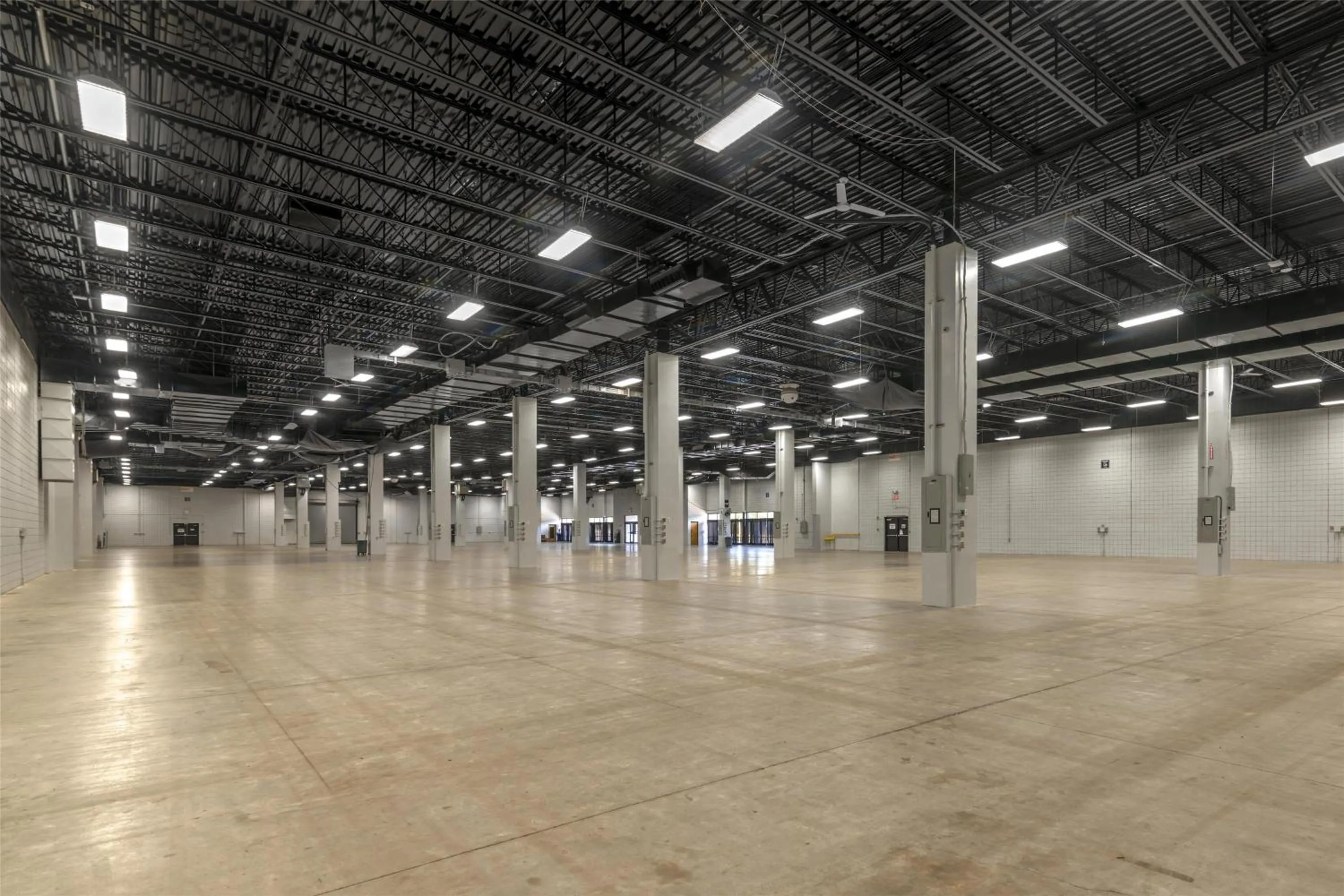 Property building in Best Western Royal Plaza Hotel and Trade Center