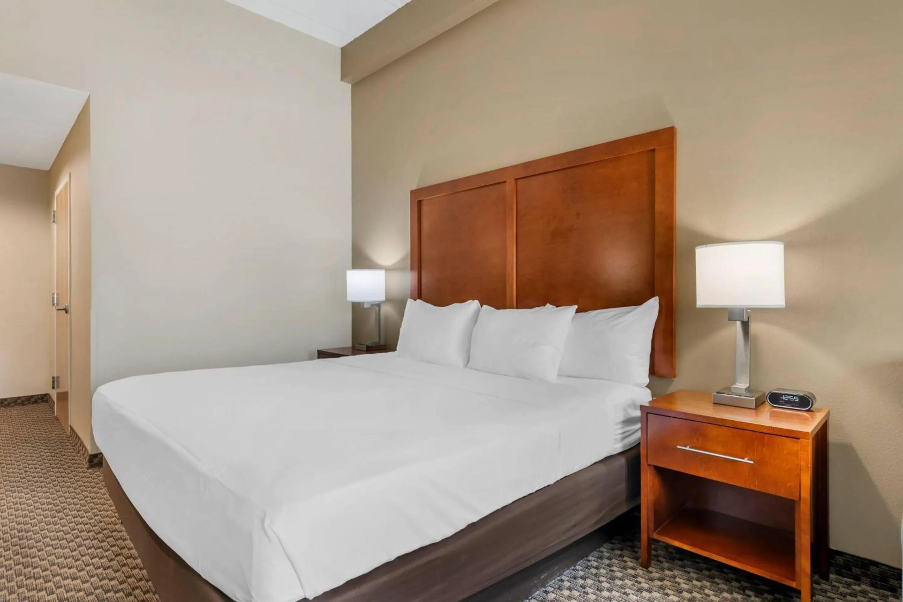 Bedroom, Bed in Comfort Inn & Suites Wildwood - The Villages