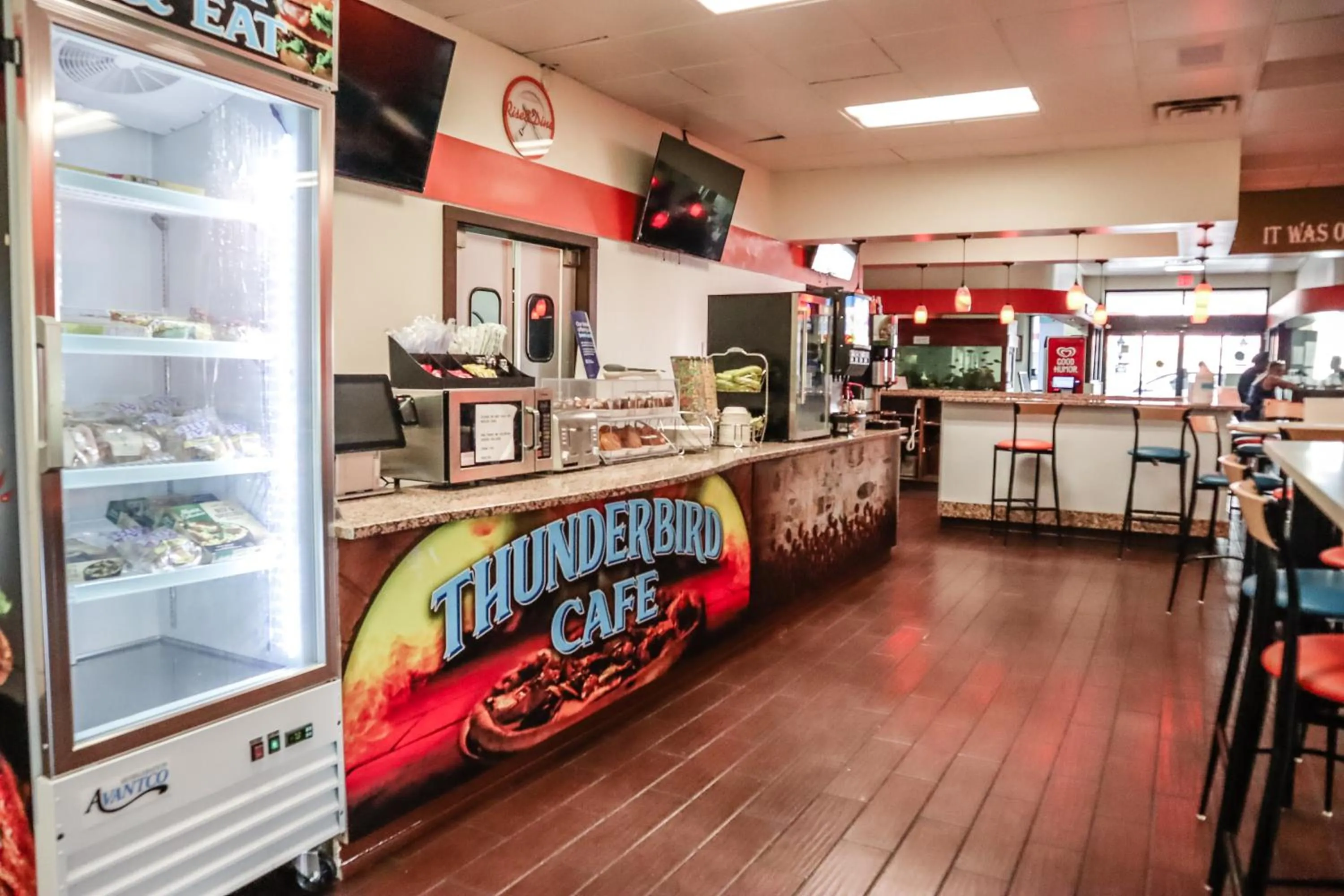 Restaurant/places to eat in Howard Johnson by Wyndham Ocala FL I-75