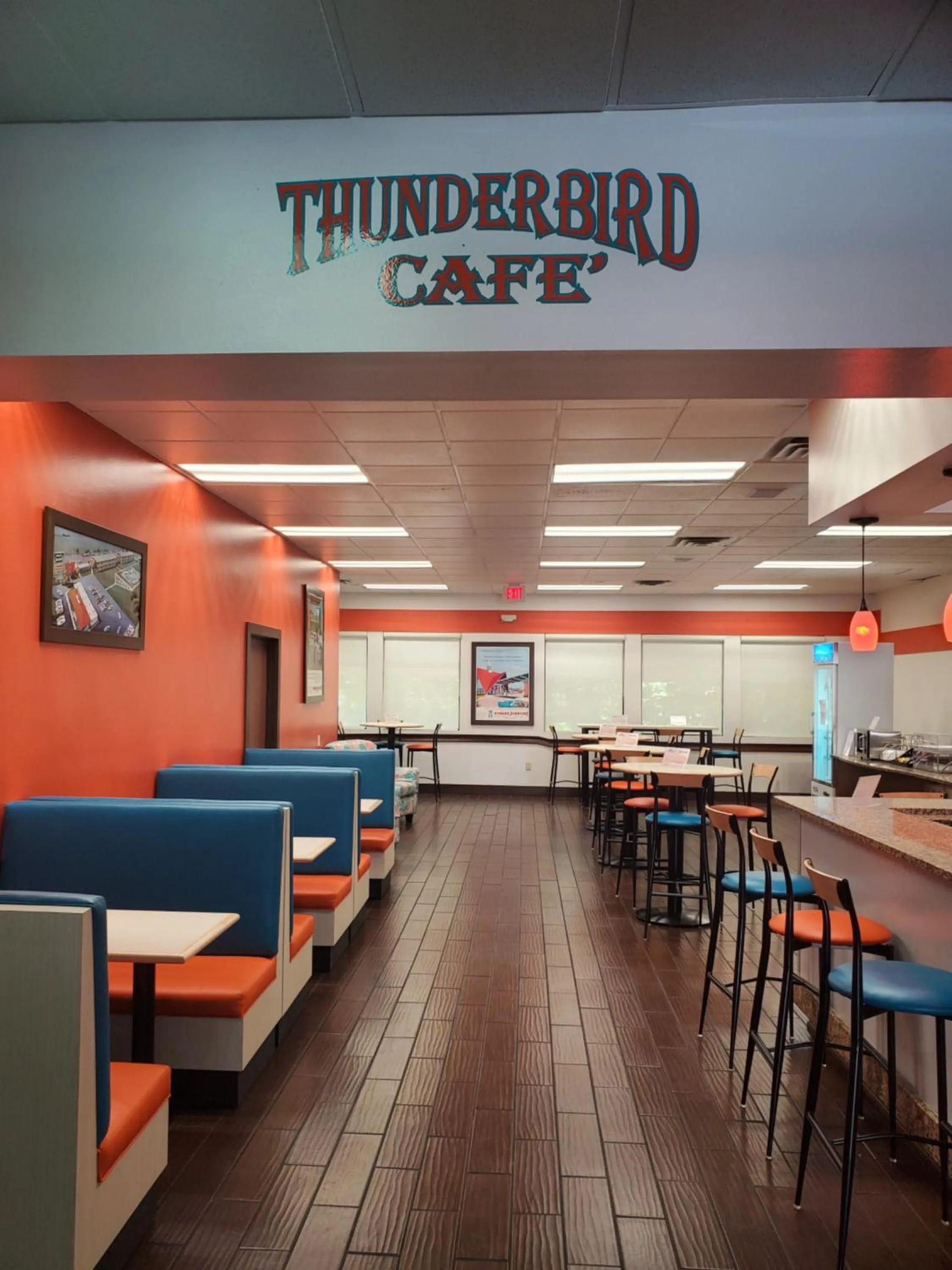 Restaurant/places to eat in Howard Johnson by Wyndham Ocala FL I-75