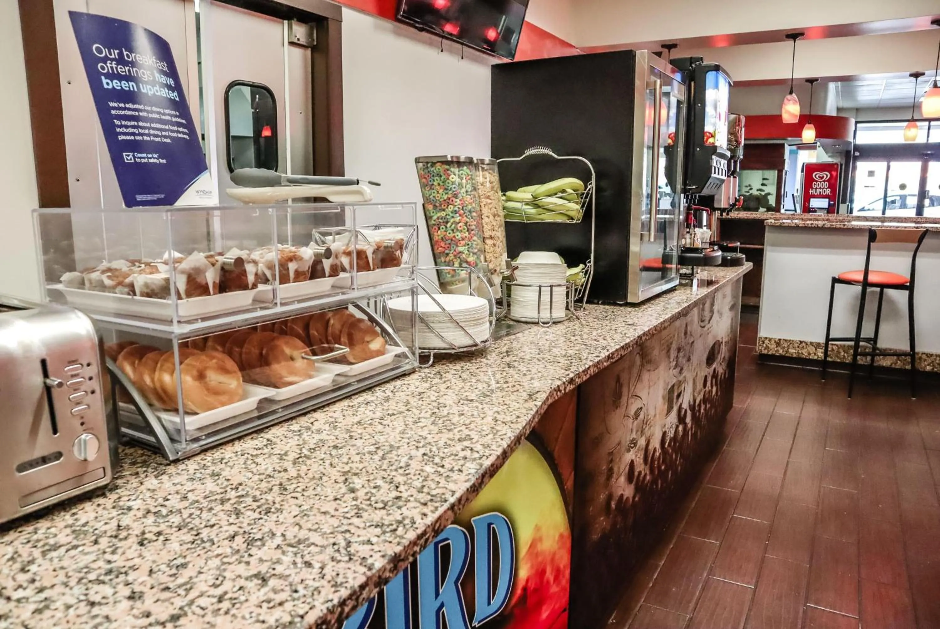 Breakfast in Howard Johnson by Wyndham Ocala FL I-75