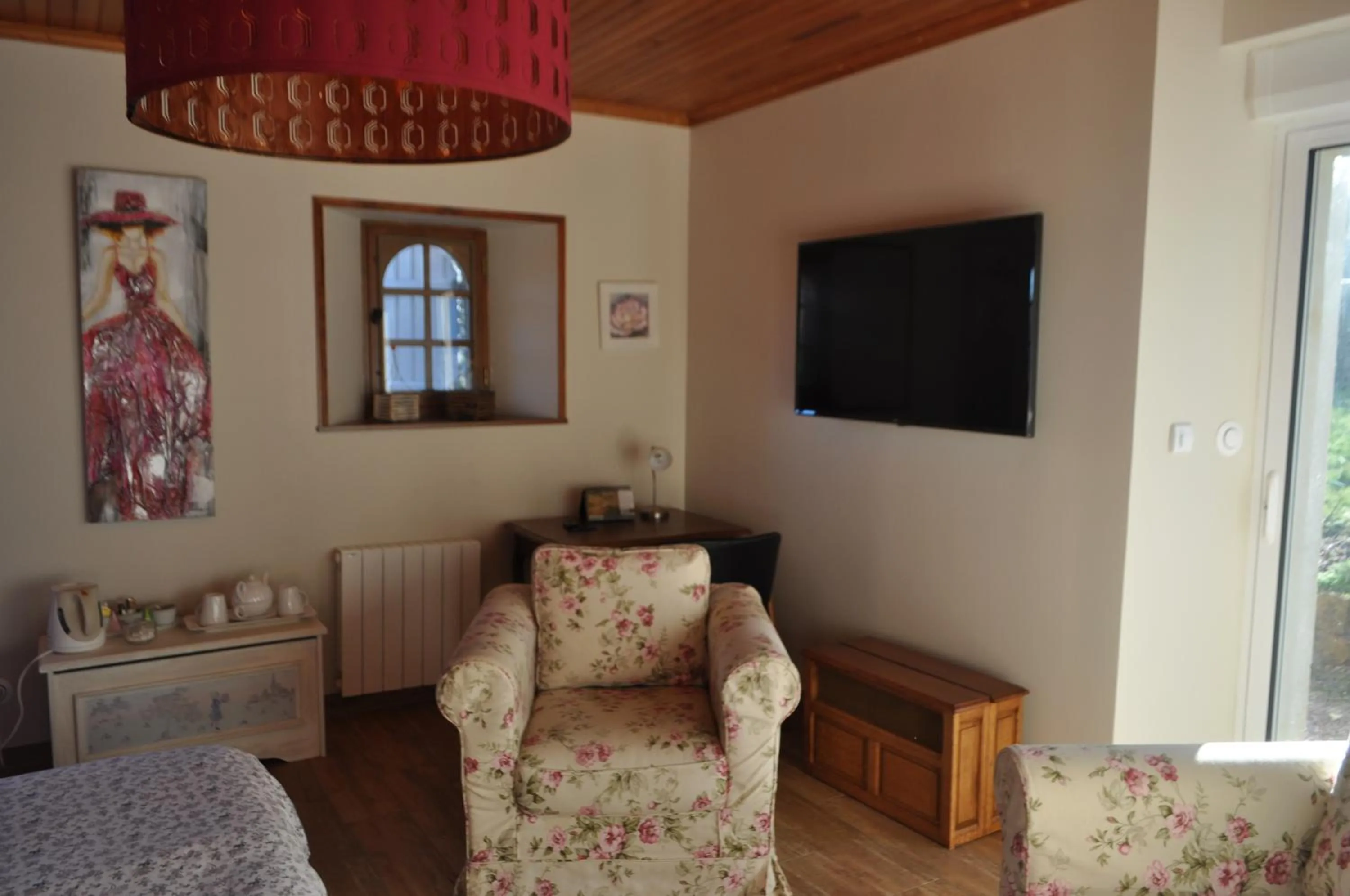 Photo of the whole room in Ma maison bleue