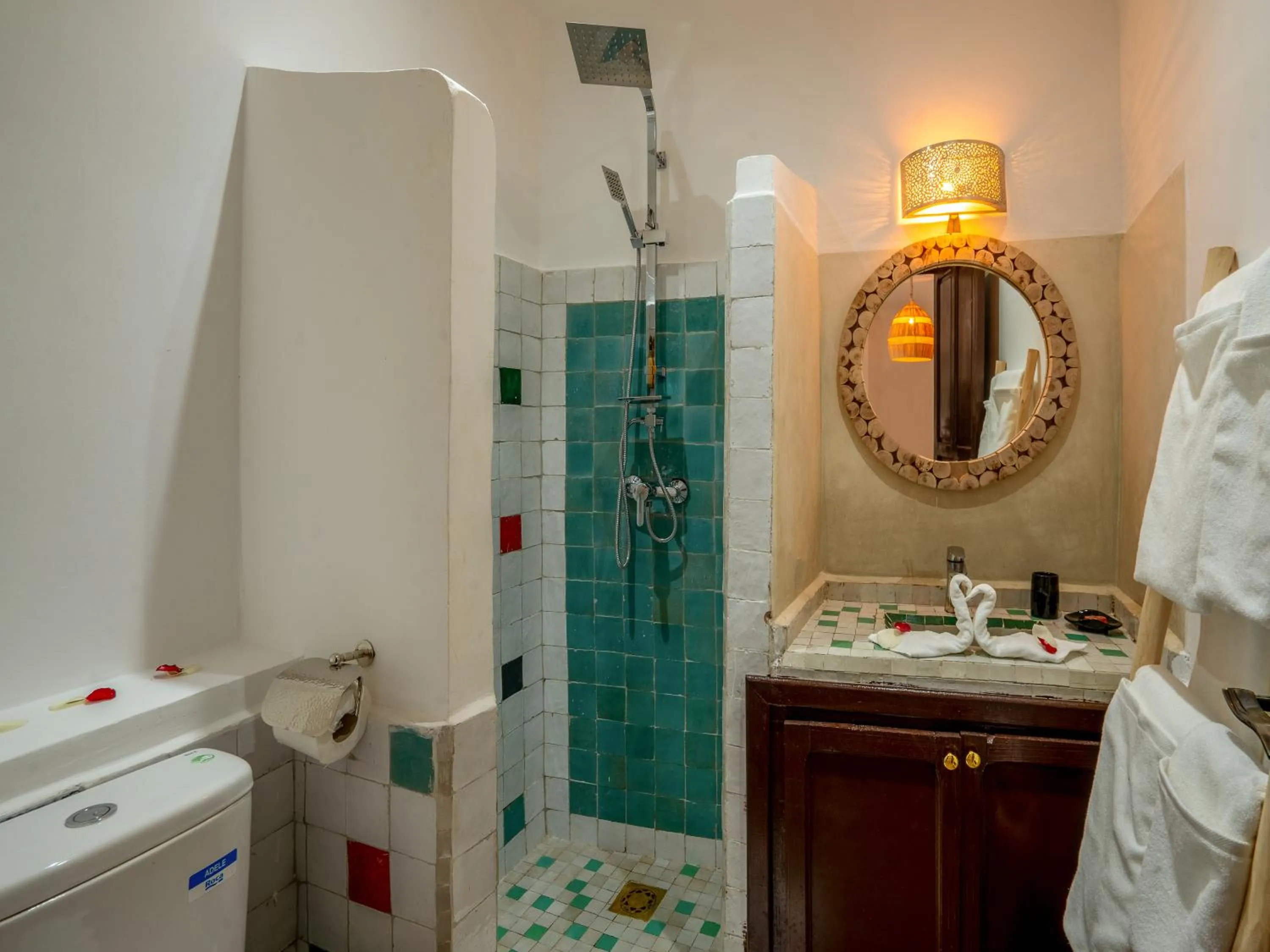 Bathroom in Riad Art & Emotions Boutique Hotel & Spa