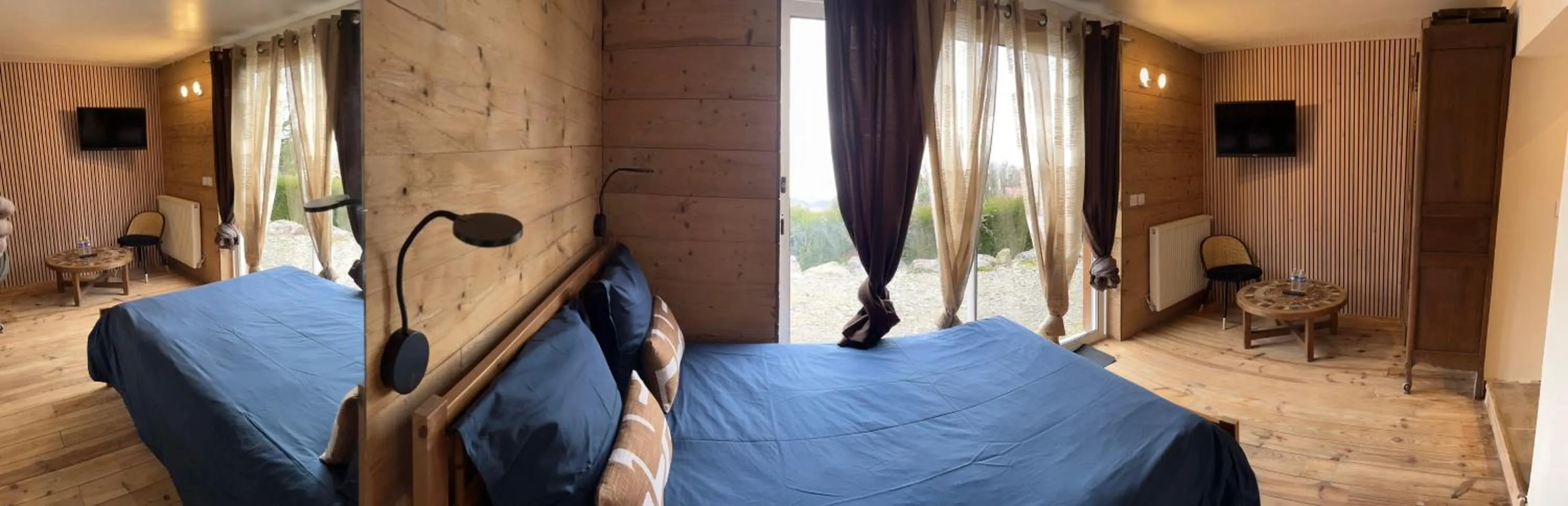 Bed in Maxilly appart